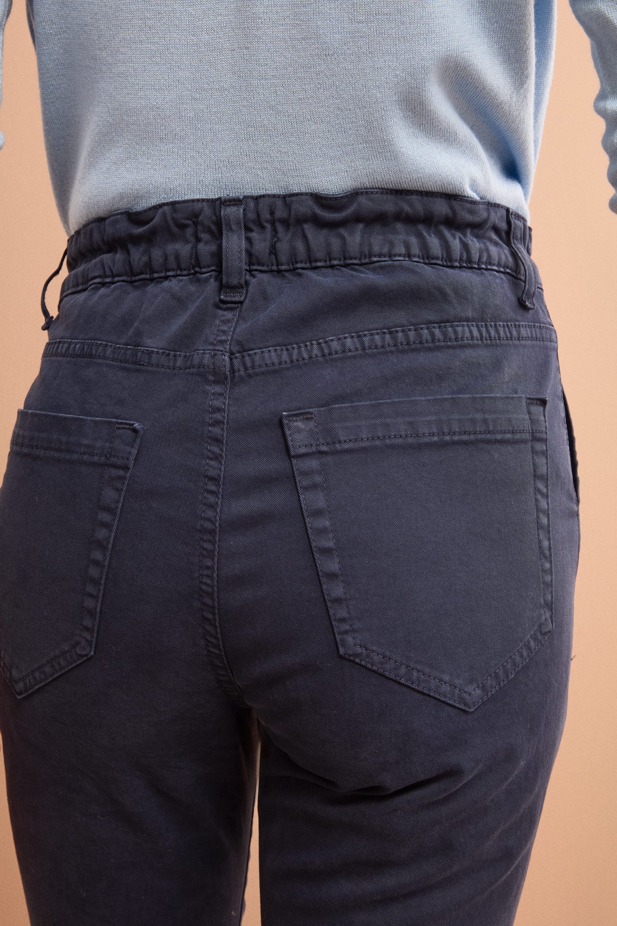 Pantalone Cropped in Cotone Smerigliato - BLU