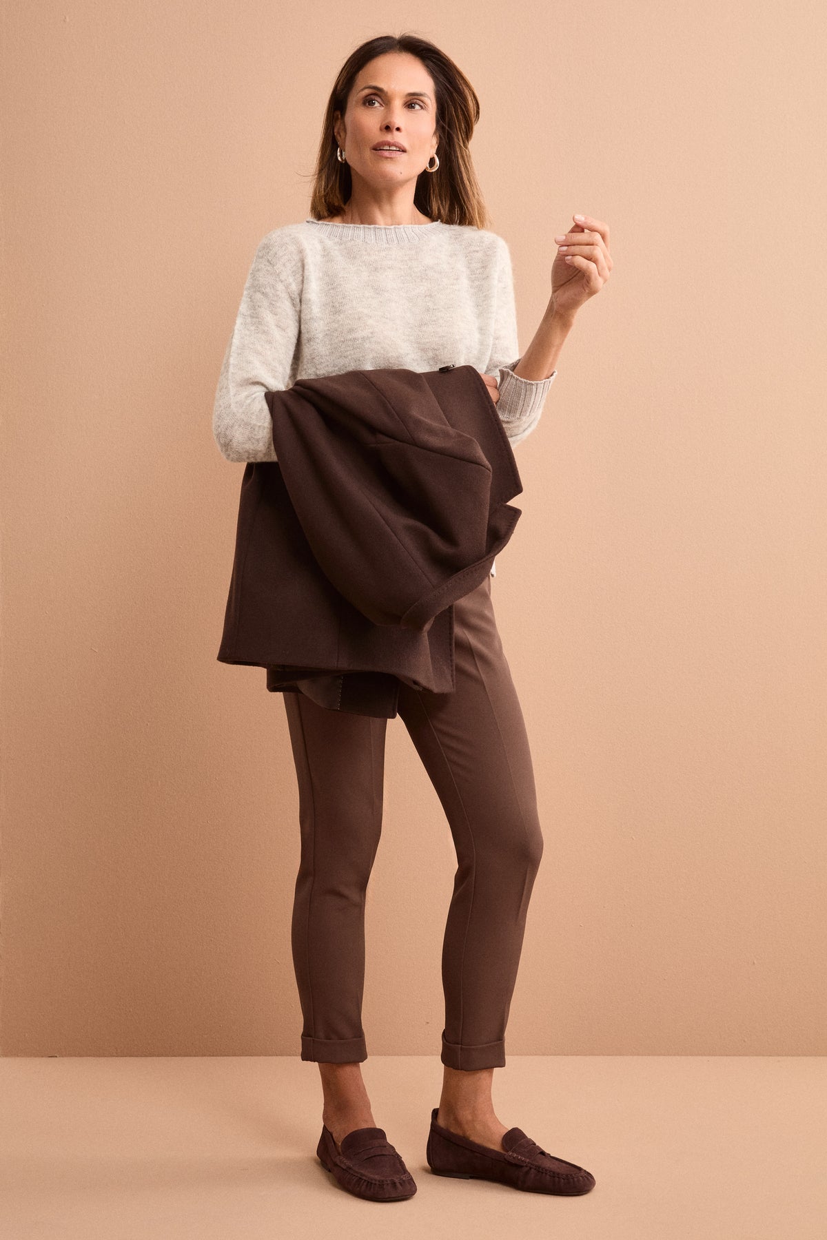 Slim-Fit-Zigarettenhose aus Crêpe-Stoff - Dunkelbraun