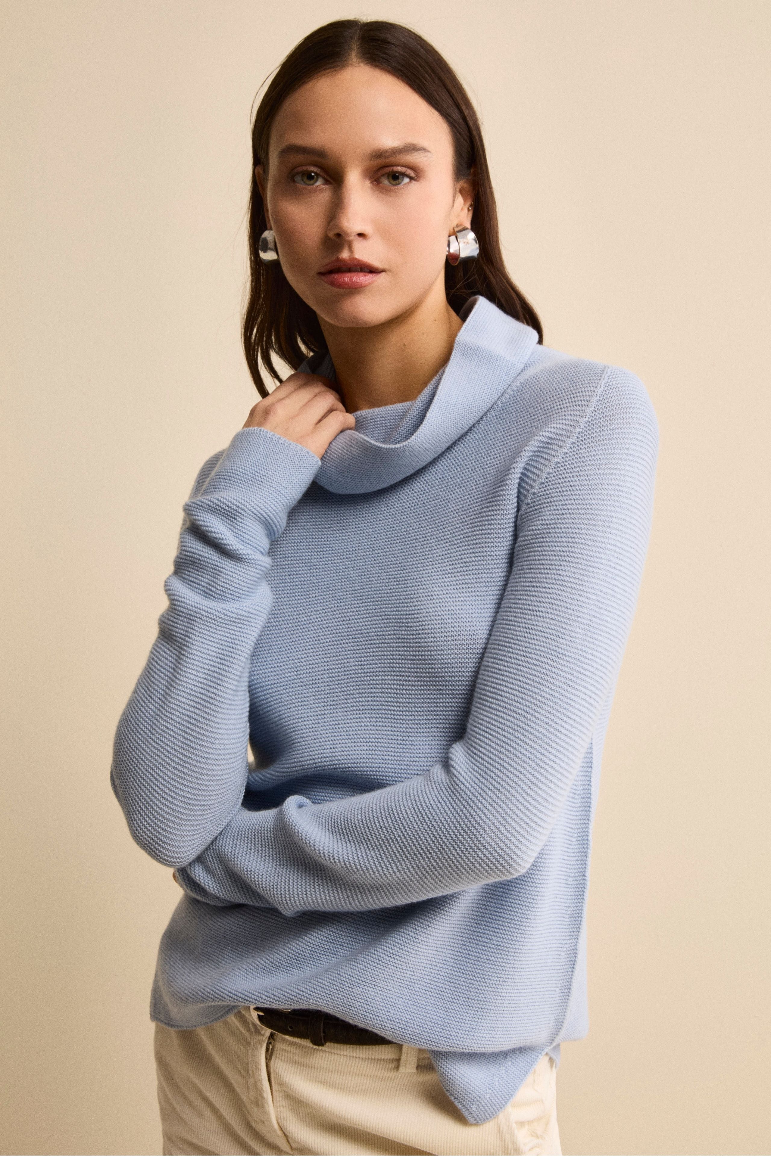 Sweater with Side Slits in Merino Wool - Light blue