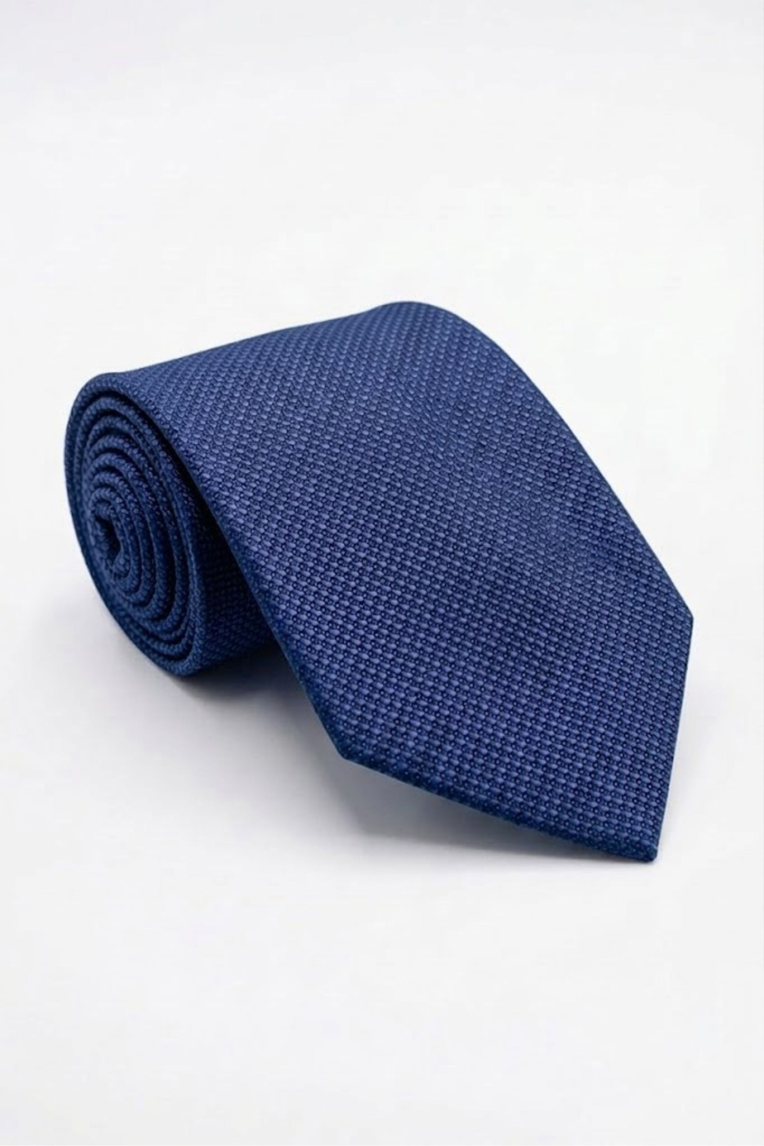 Elegante Bordeaux-Seidenkrawatte - Blaues Muster