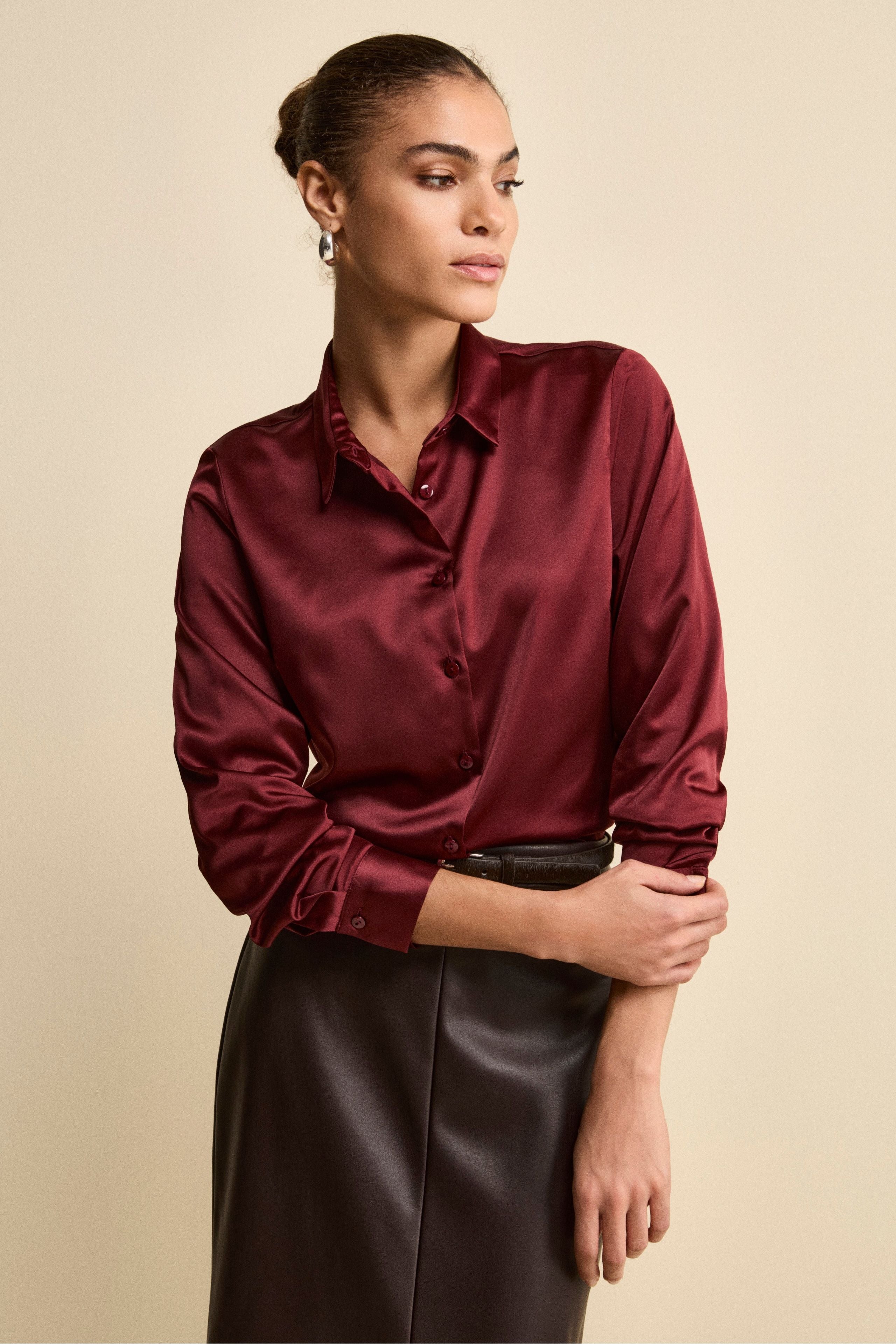 Soft Satin Shirt with Buttons - Burgundy