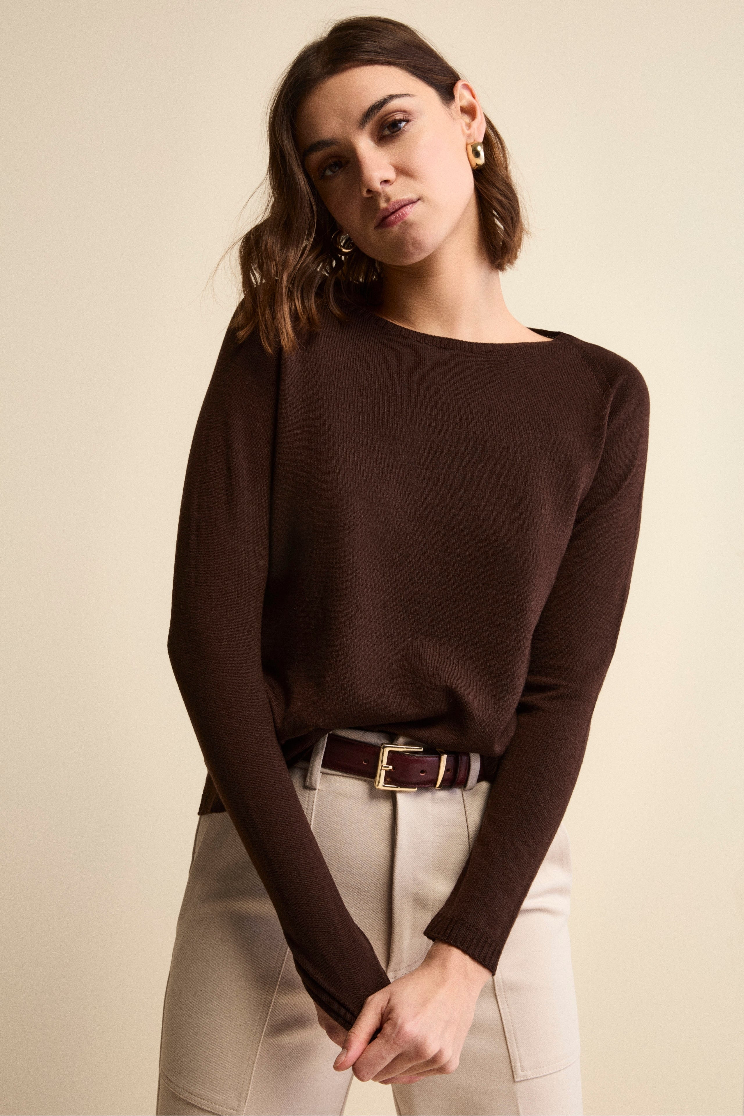 Merino Wool Crewneck with Ribbed Edges - Dark brown