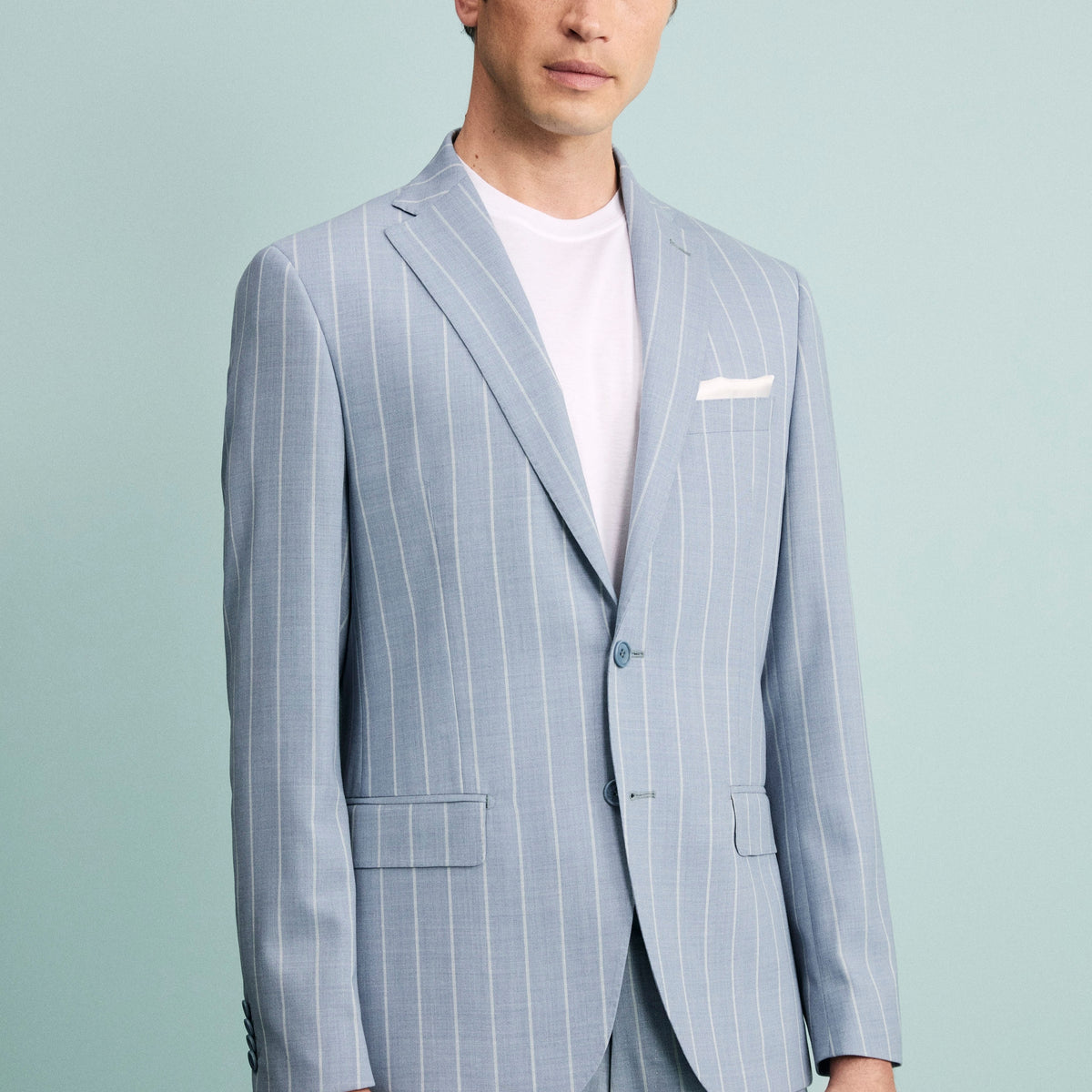 Slim Fit Single-Breasted Pinstripe Suit in Virgin Wool Light blue stripe 46