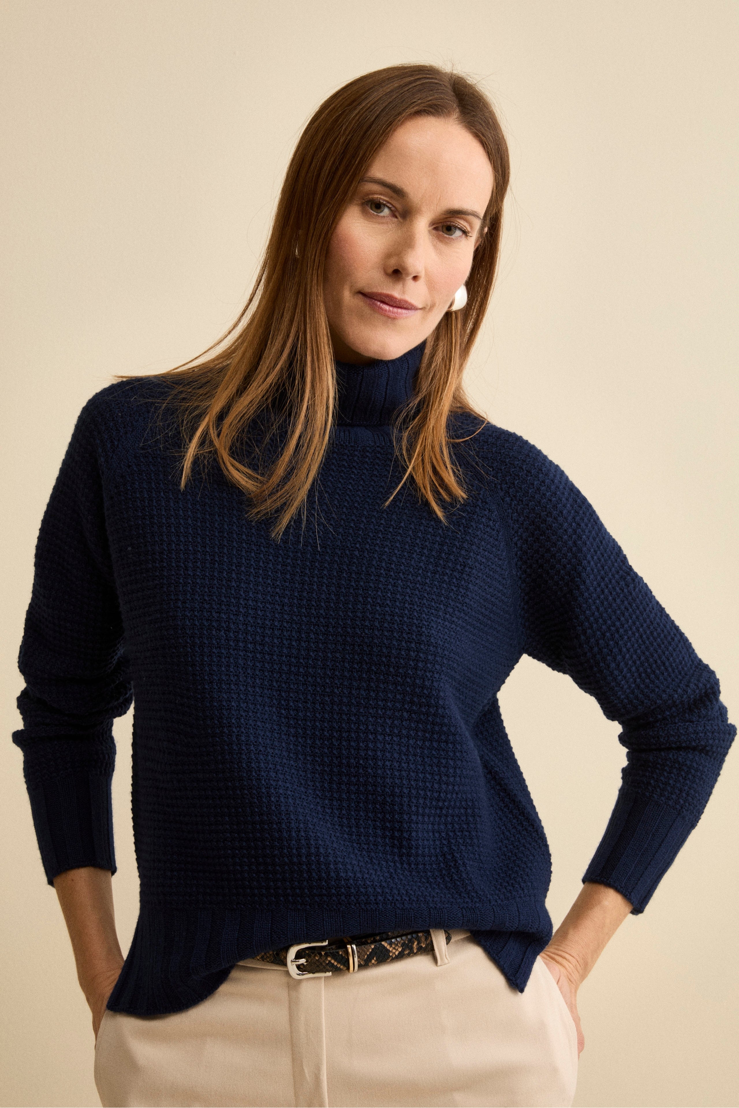 Soft Textured Merino Wool Turtleneck - Navy blue