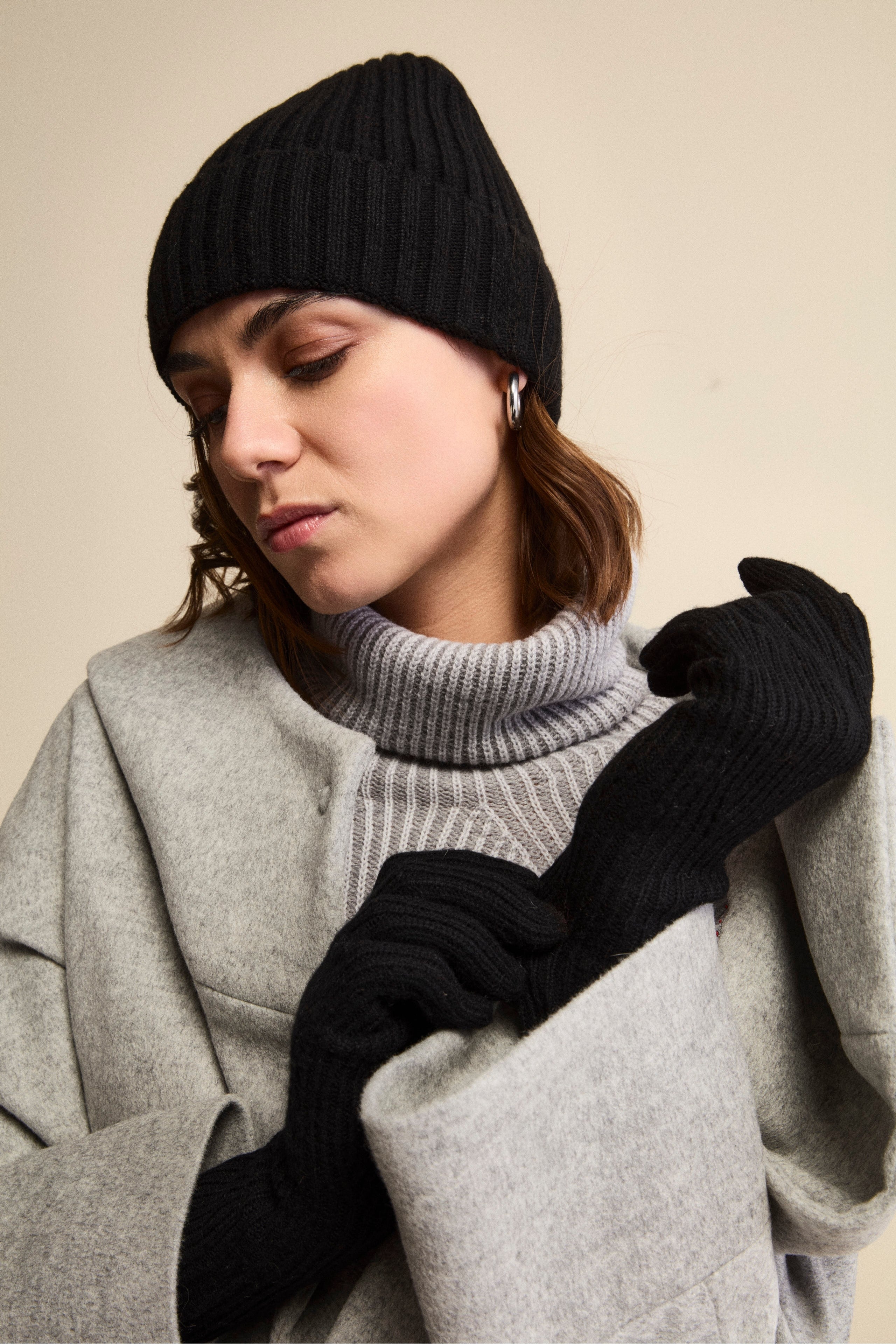 Ribbed cashmere beanie - BLACK