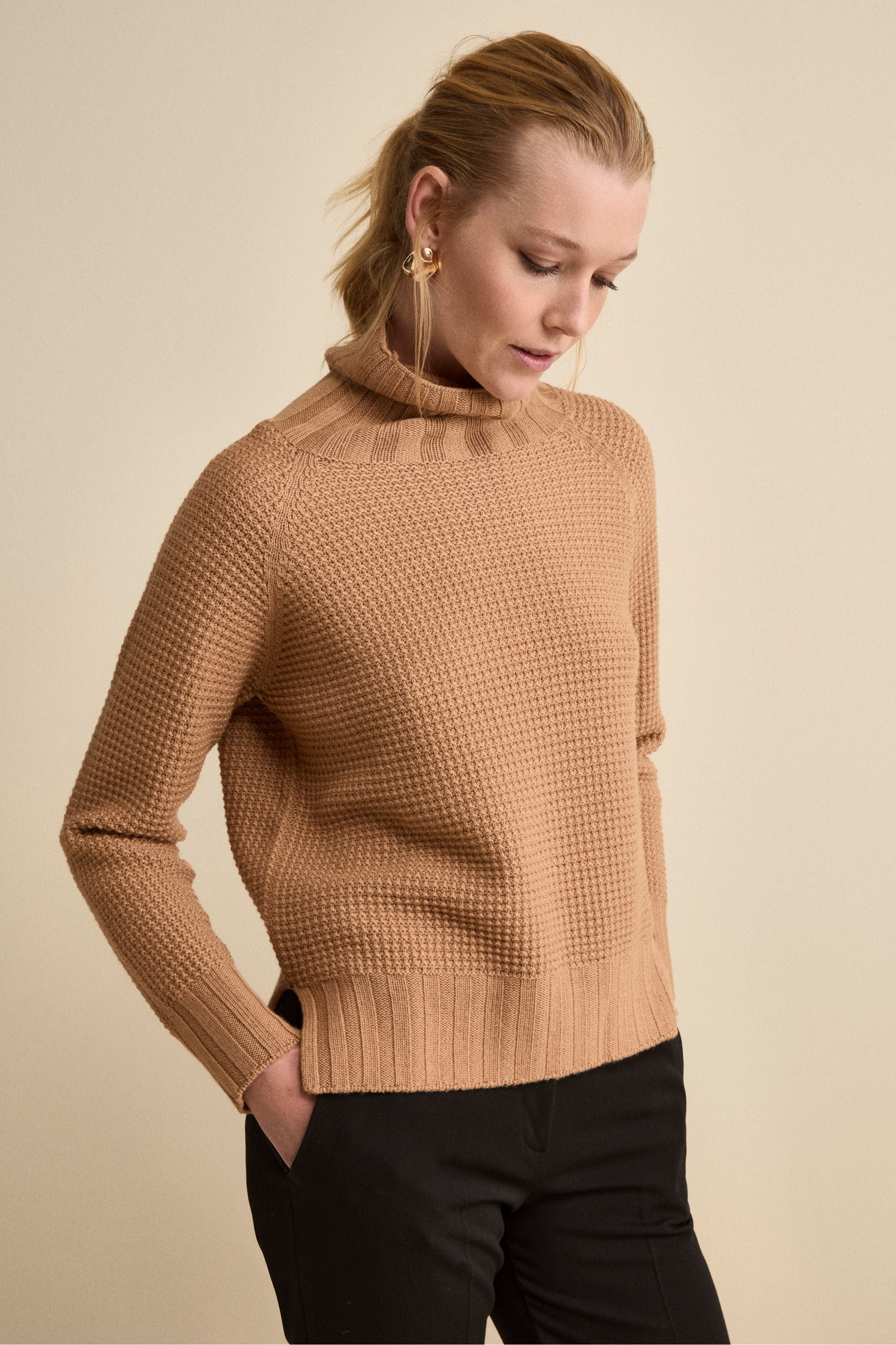 Soft Textured Merino Wool Turtleneck - Camel