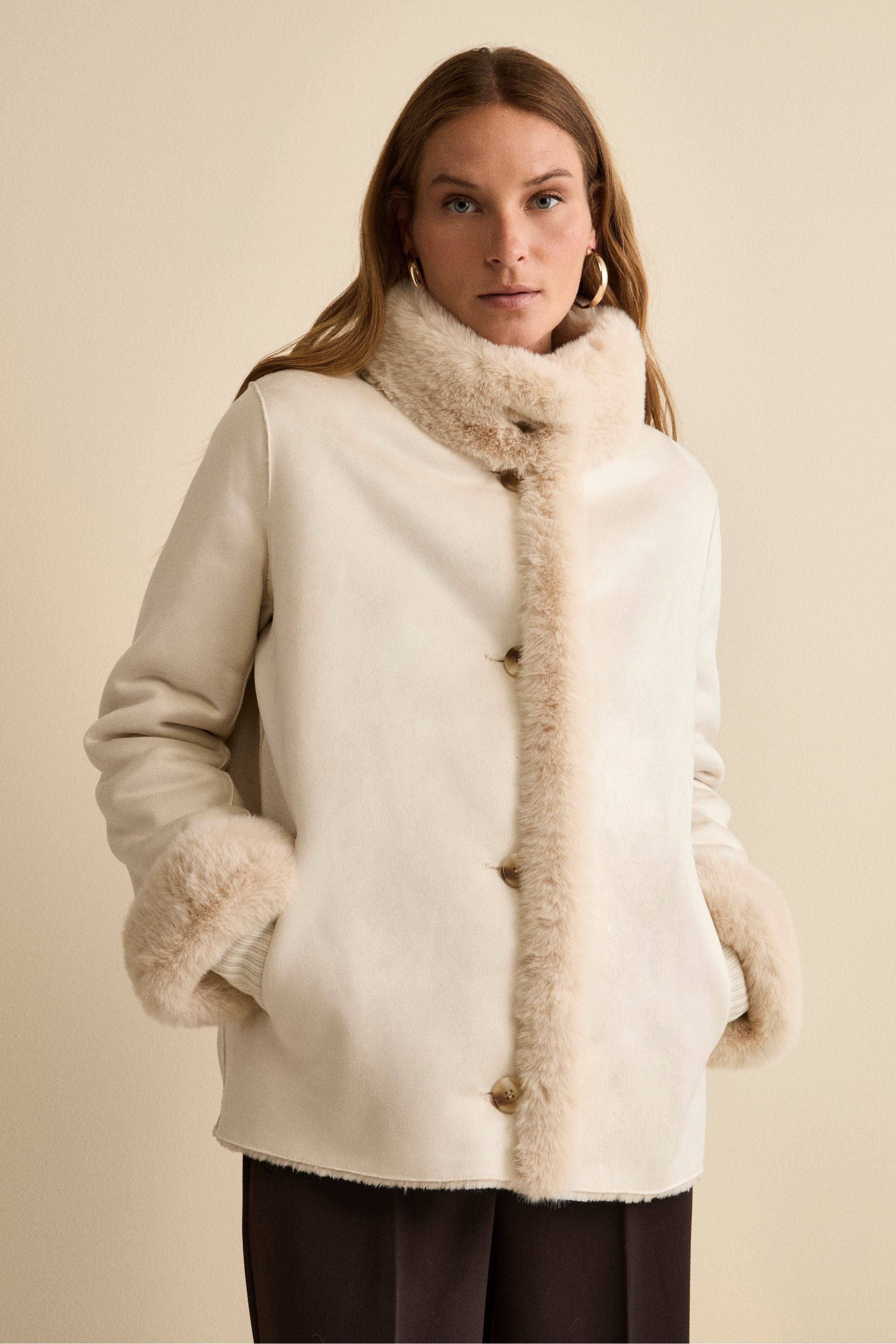 Short Faux Shearling Coat - -