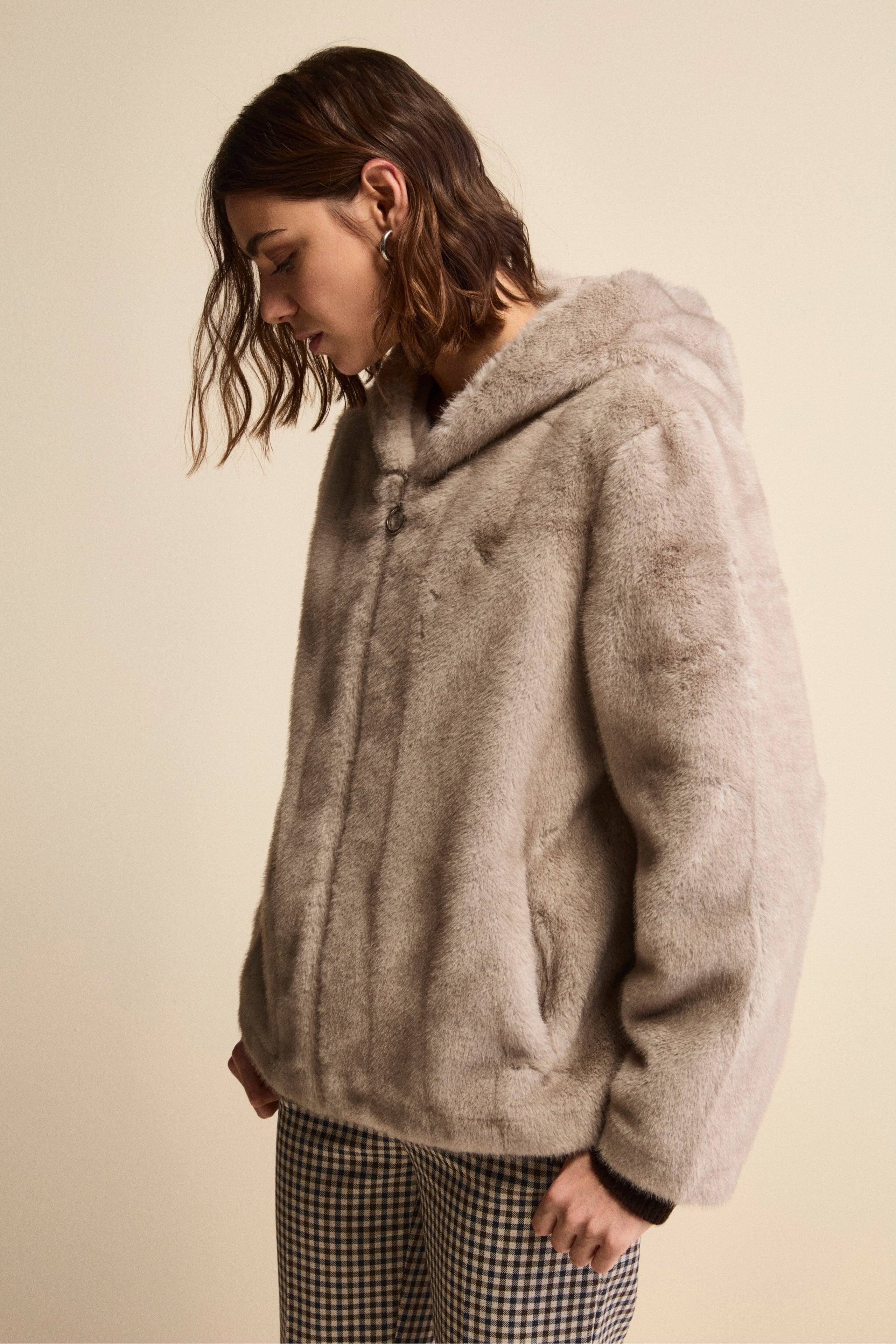 Fur Jacket with Zip and Hood - GREY