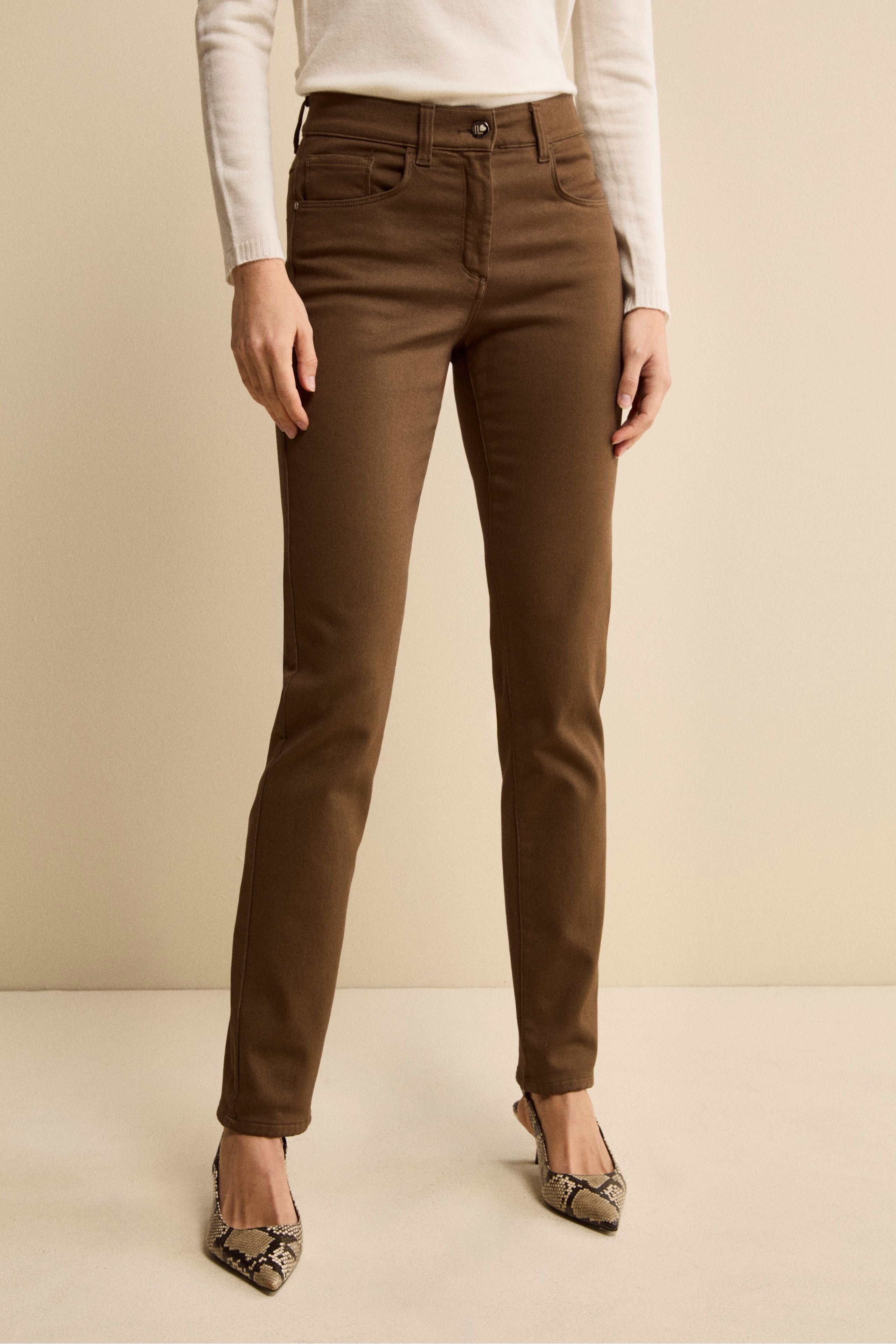 Pantalone Slim Fit in Misto Cotone - MARRONE