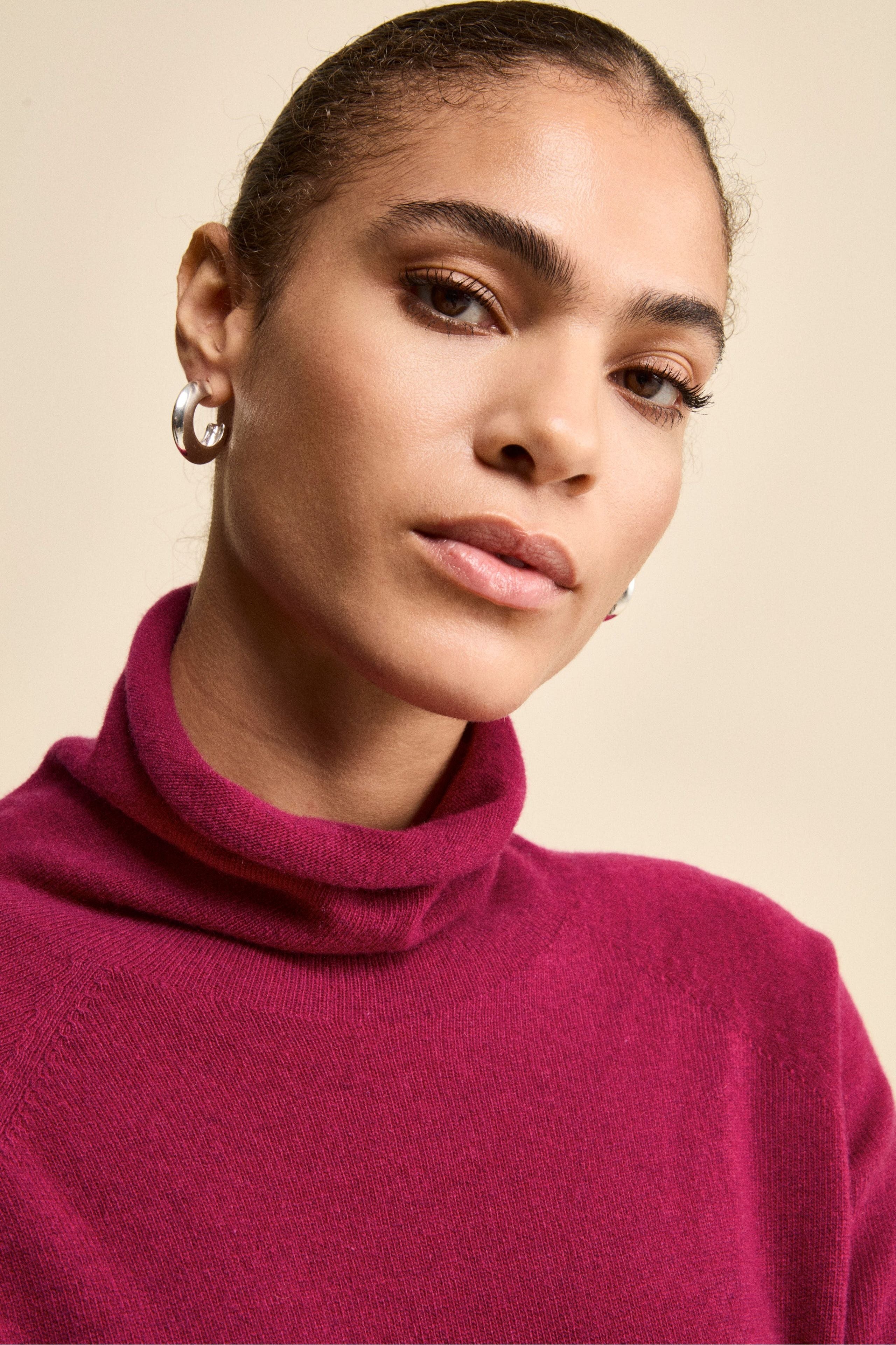 Soft Collar Cashmere Wool Sweater - Raspberry red