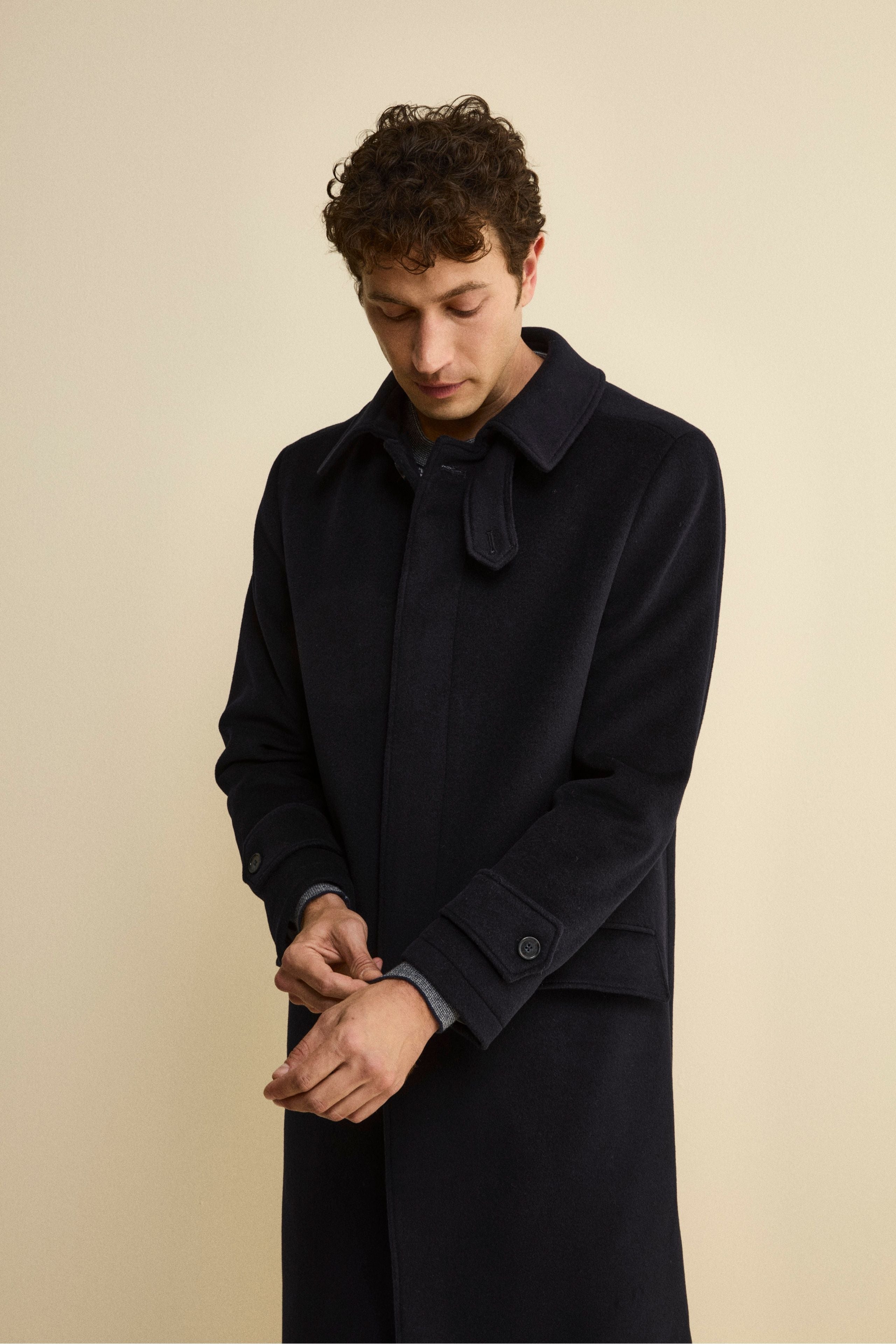 Long Lined Coat in Wool and Cashmere - BLUE