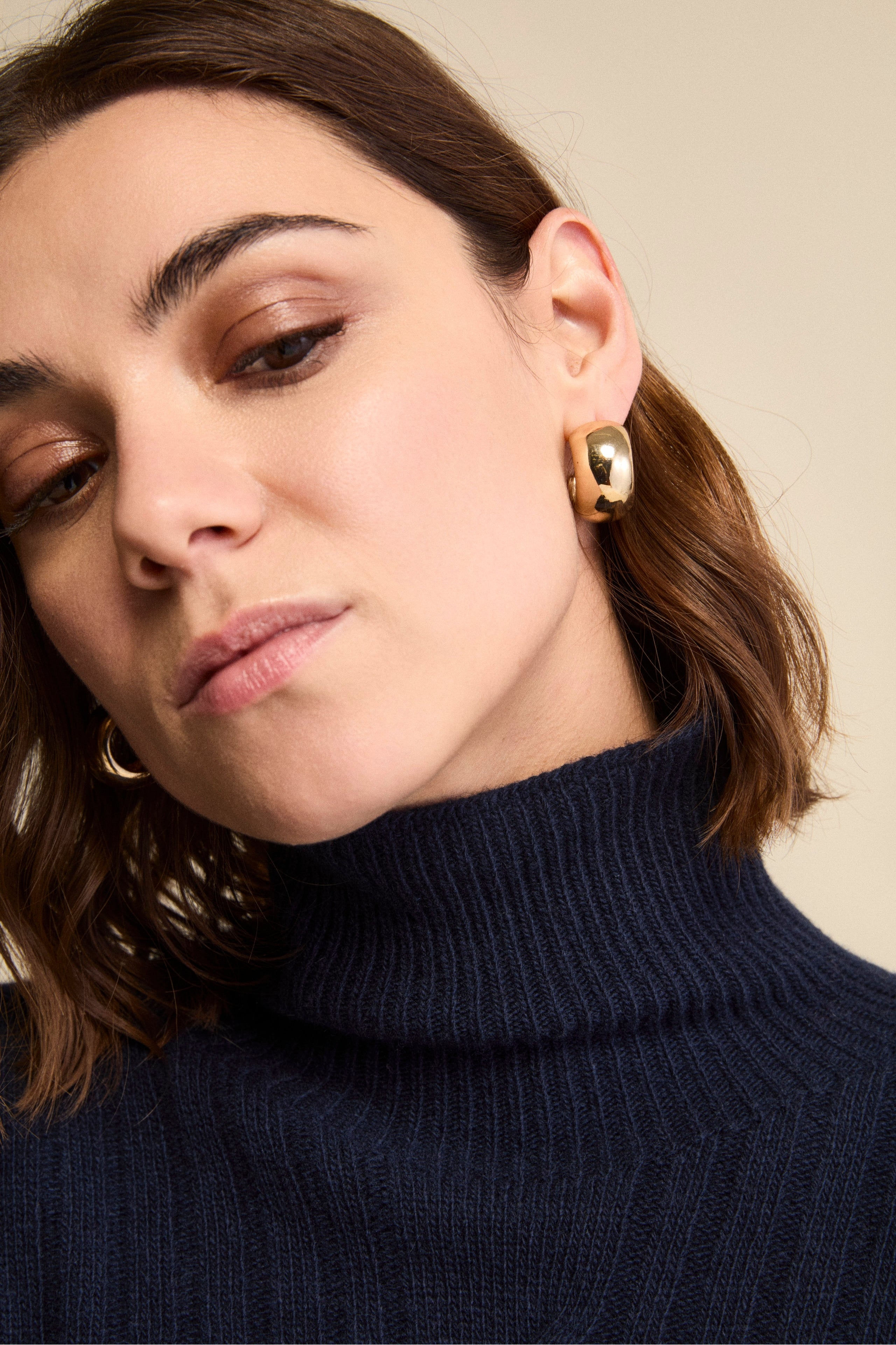 Turtleneck in Wool and Cashmere with Cable Detail - BLUE