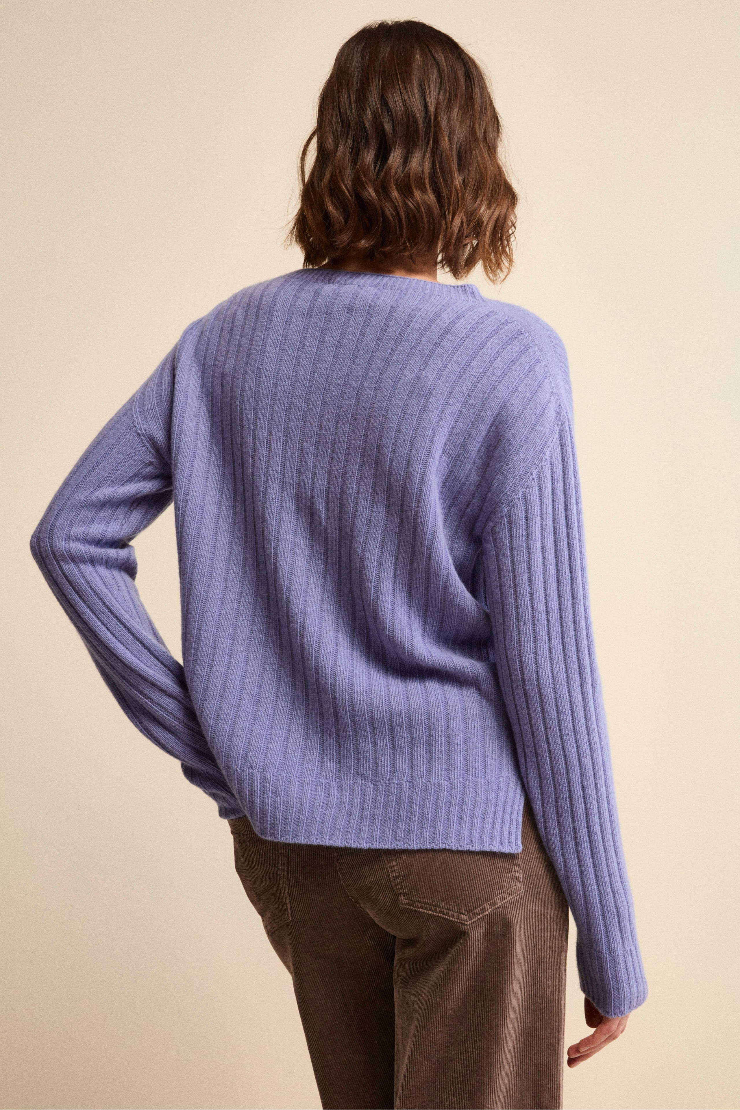 Boat-Neck Sweater in Wool and Cashmere - Lavender