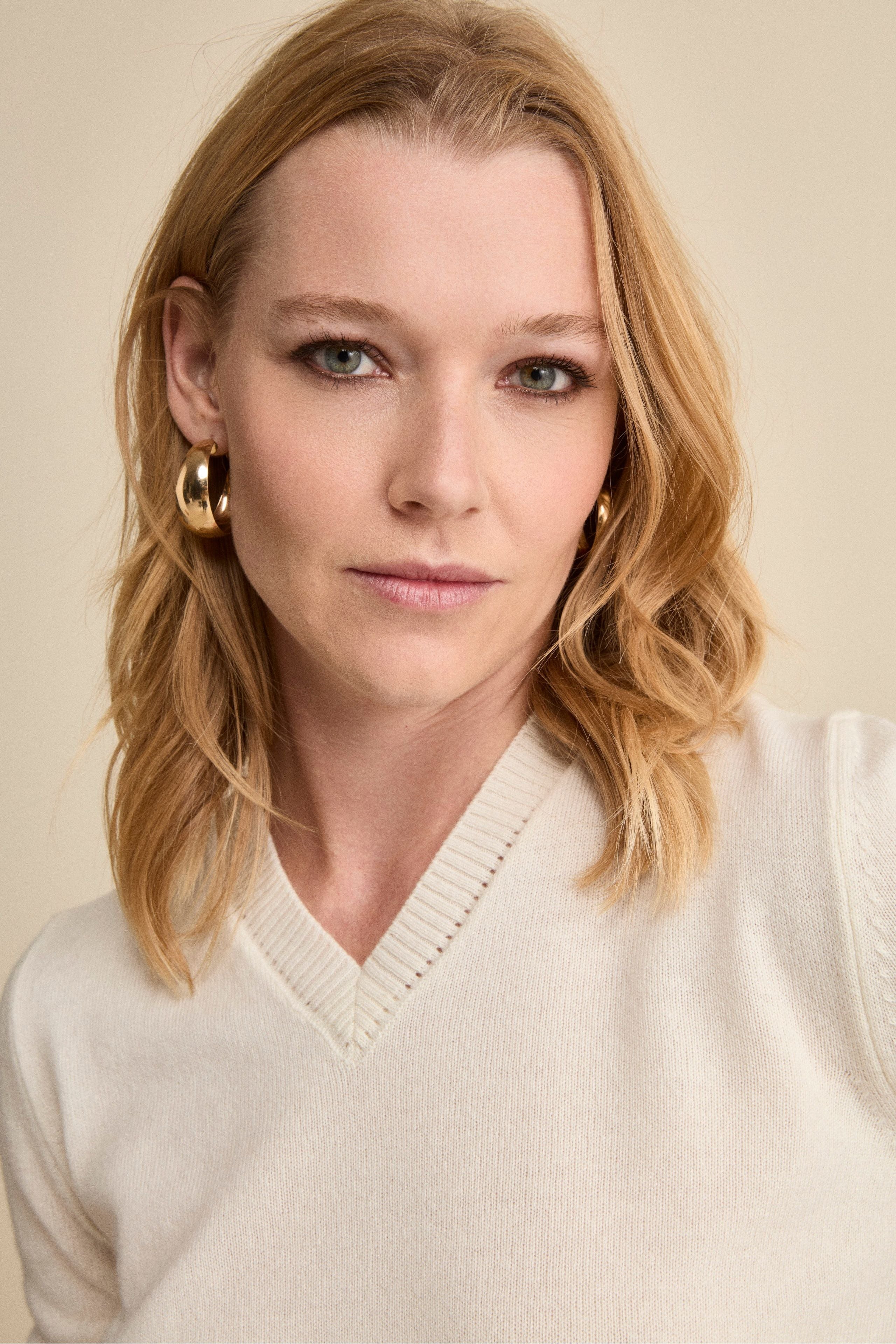 Pure Cashmere V-Neck Sweater - Cream white