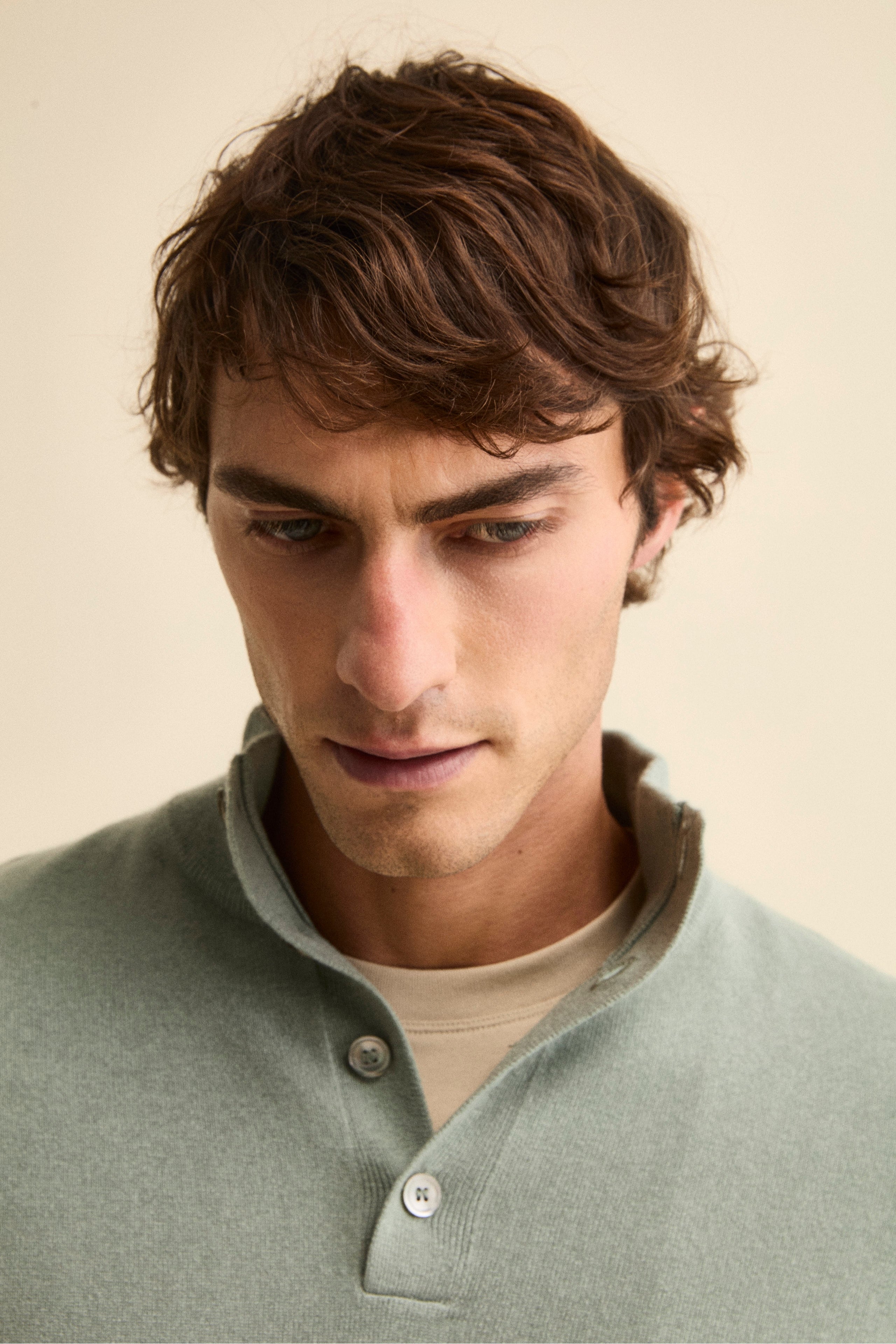 Henley Sweater in Wool and Cashmere - Vert