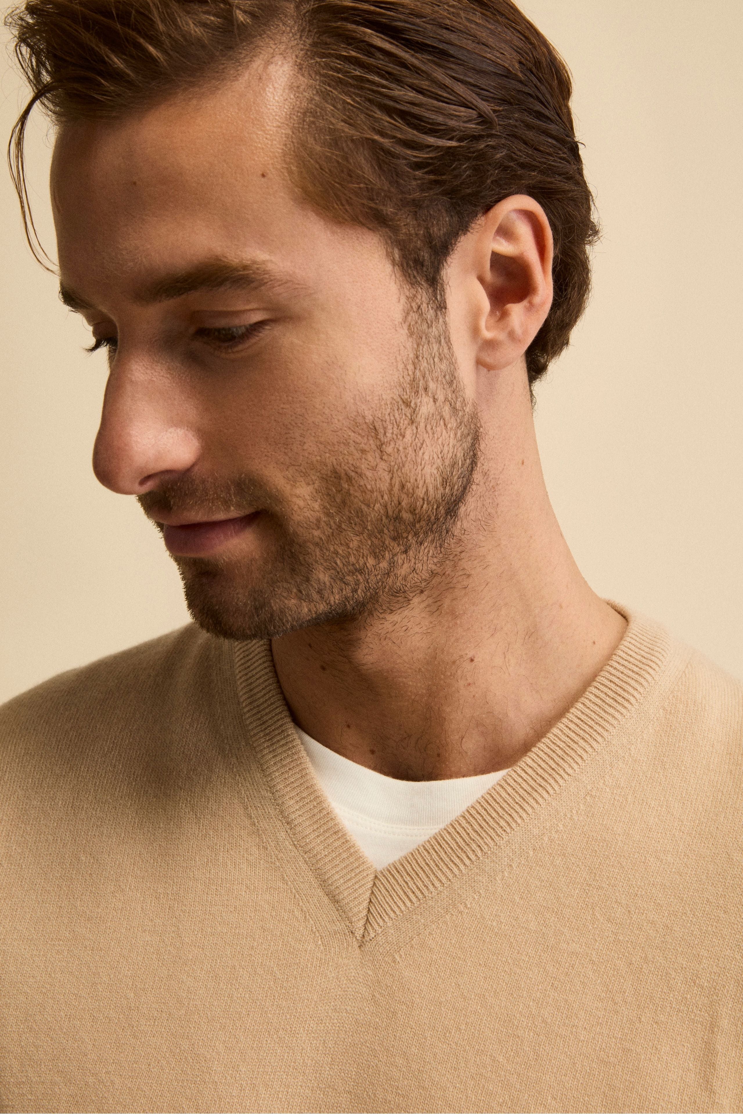 Wool V-neck sweater - Sand brown
