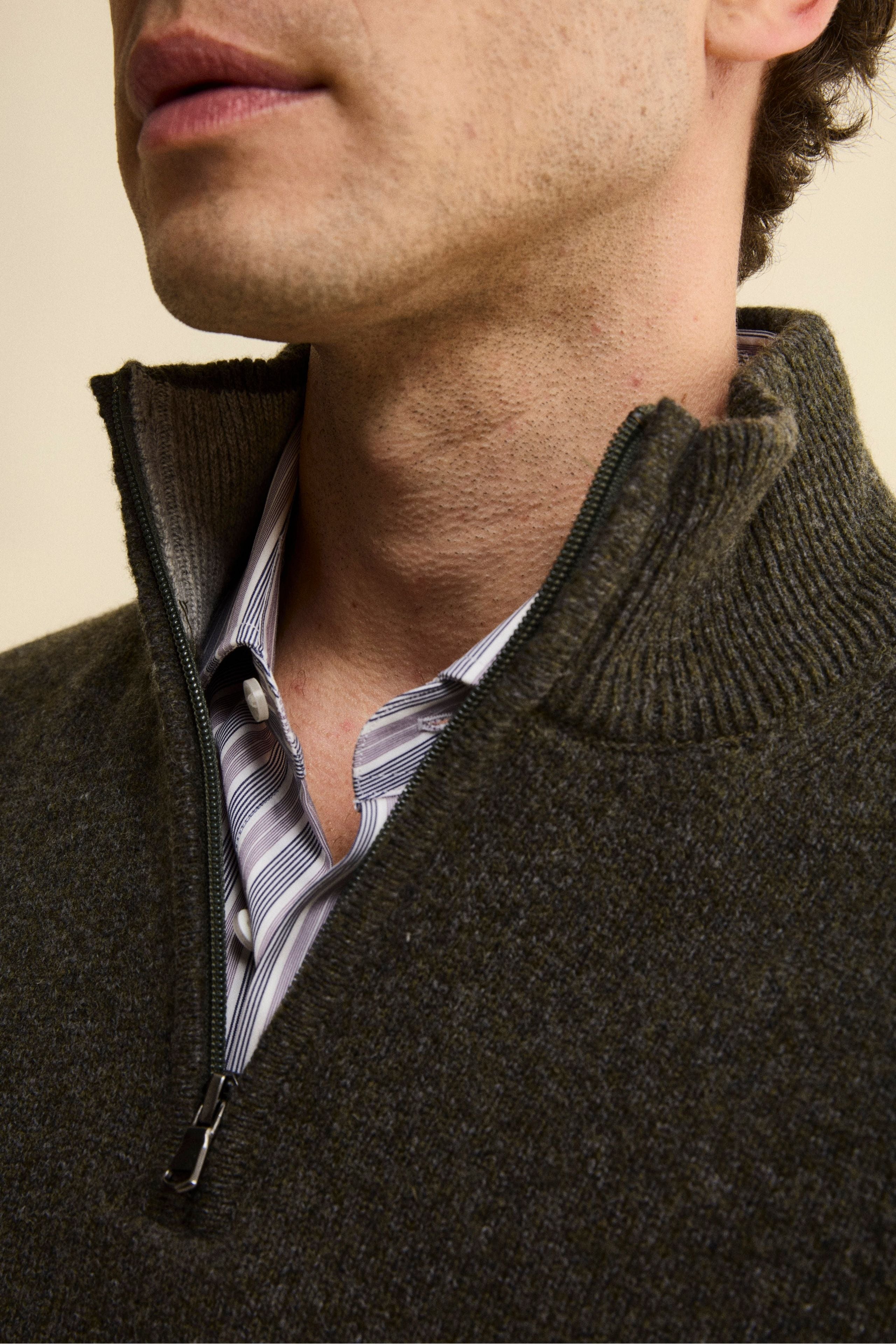 Zip Mock Neck in Wool Blend - GREEN