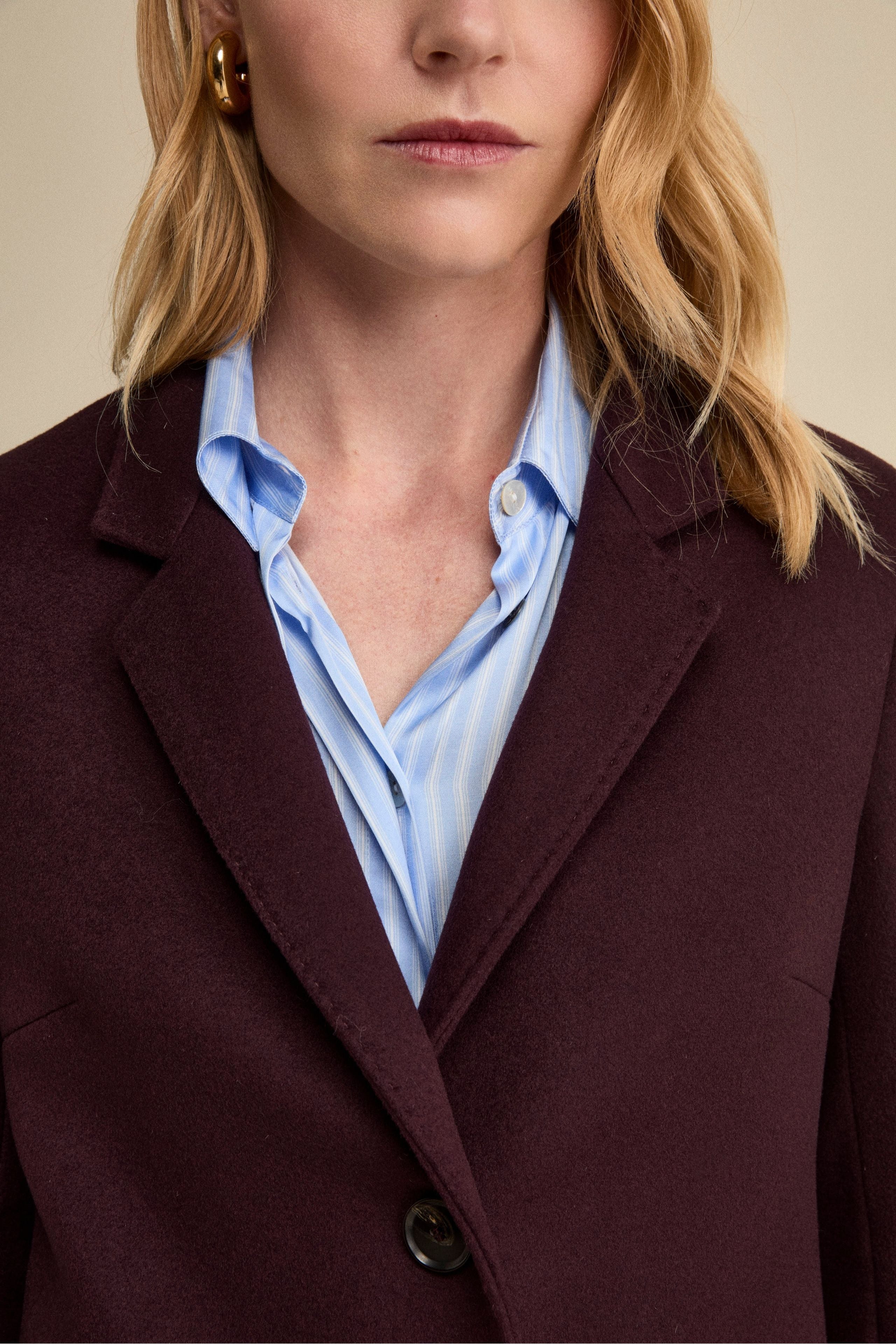 Fitted Midi Coat in Wool and Cashmere Blend - VIOLET