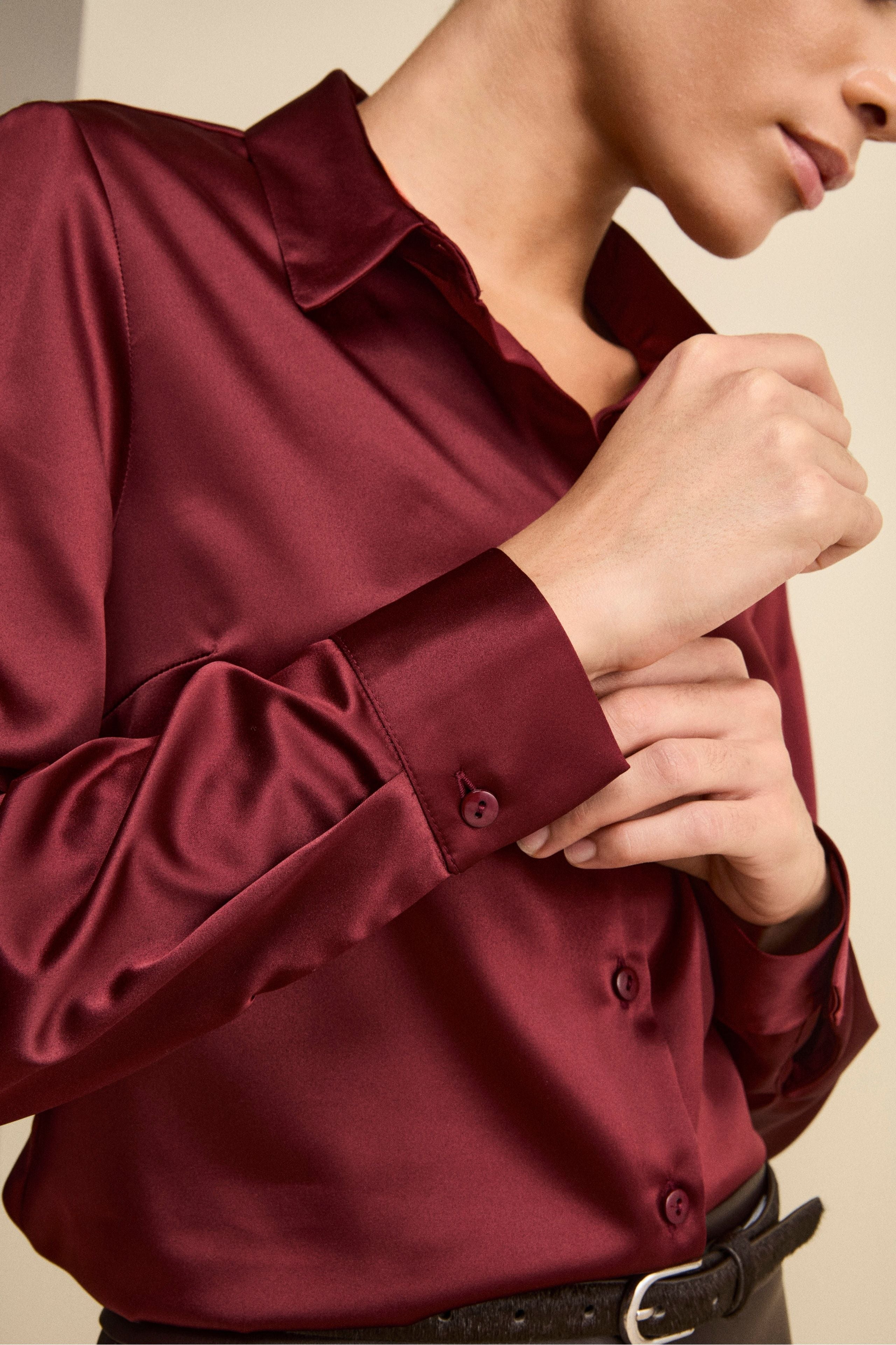 Soft Satin Shirt with Buttons - Burgundy