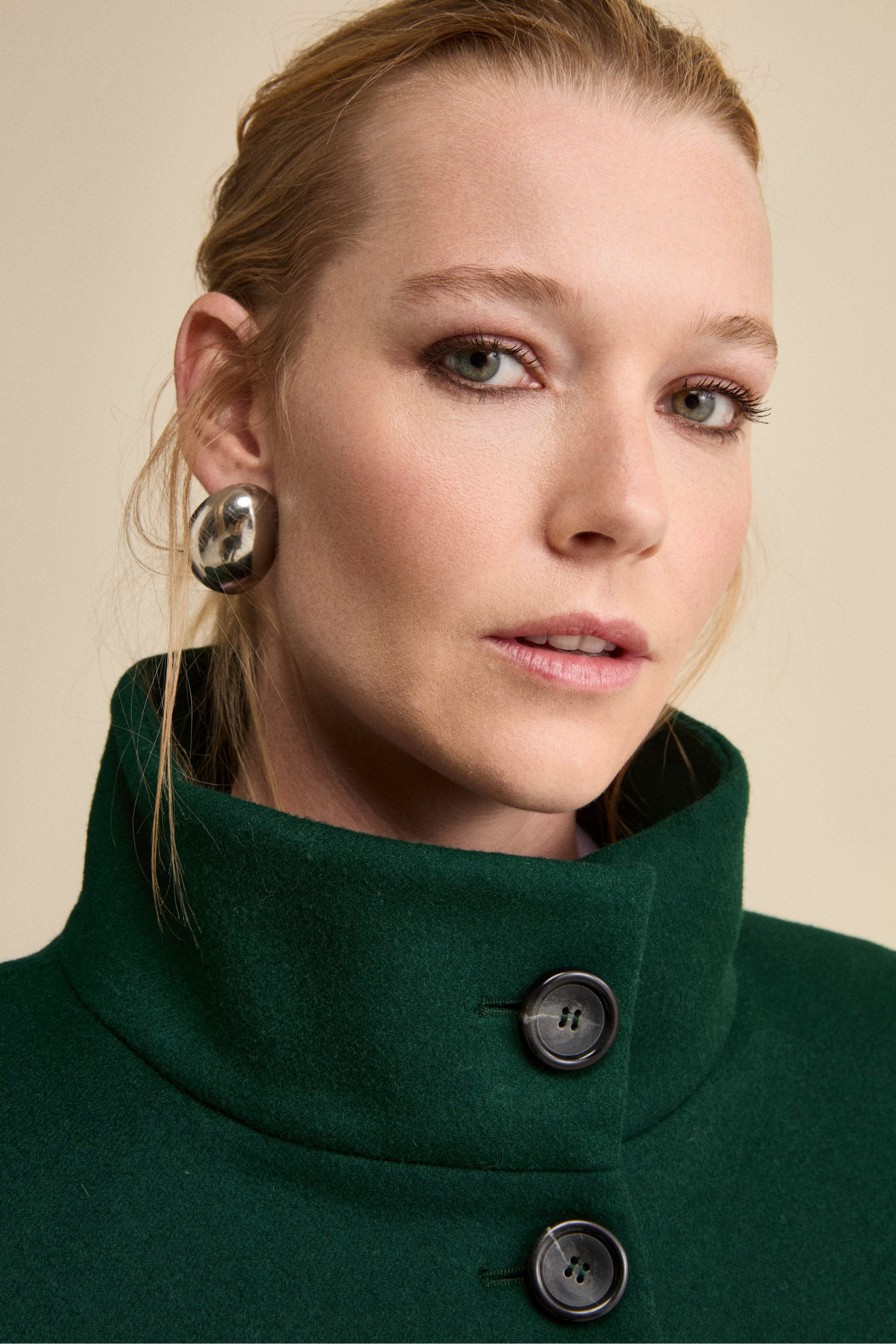 Short Lined Coat in Virgin Wool - Green