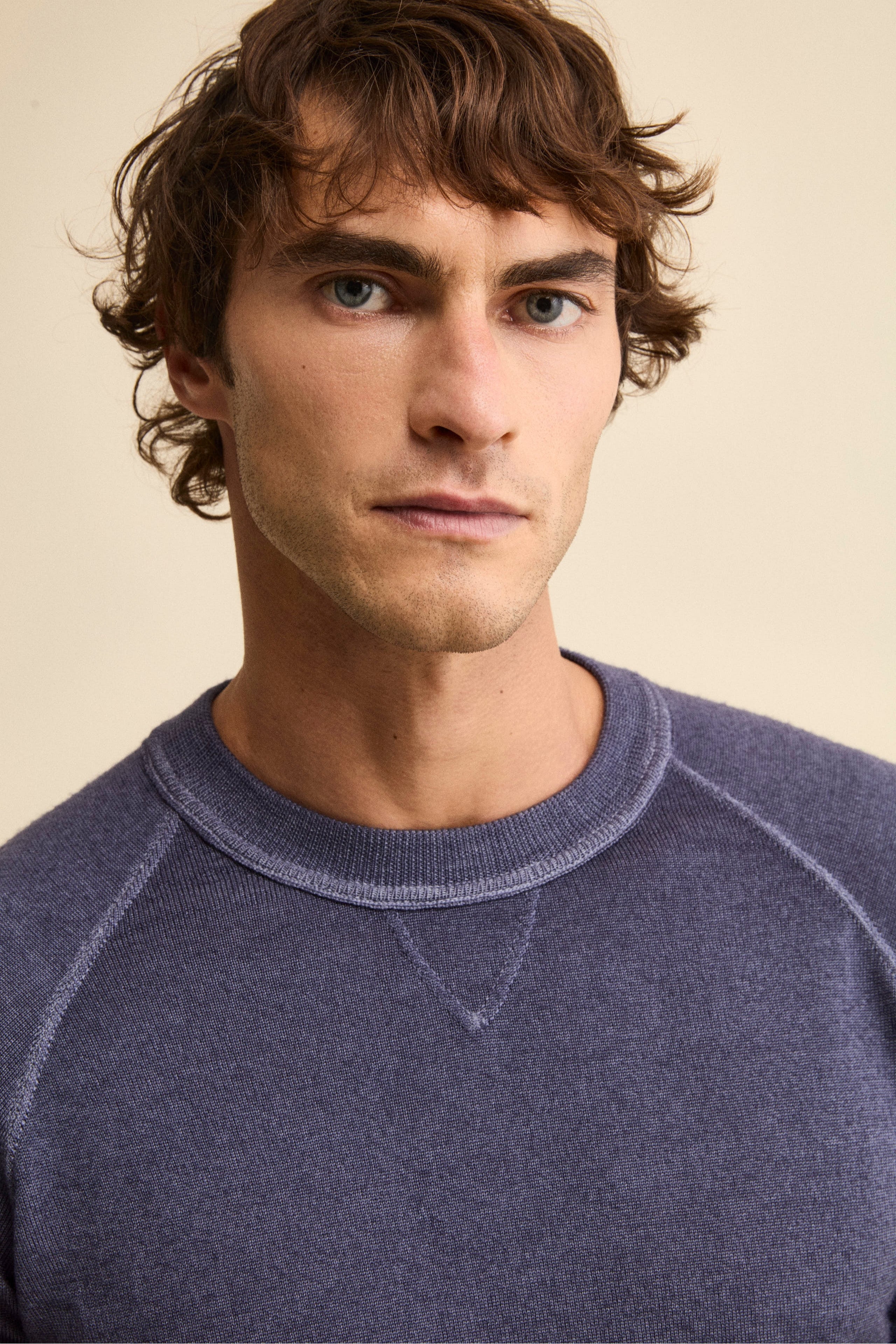 Raglan Crewneck Sweater in Merino Wool - DENIM