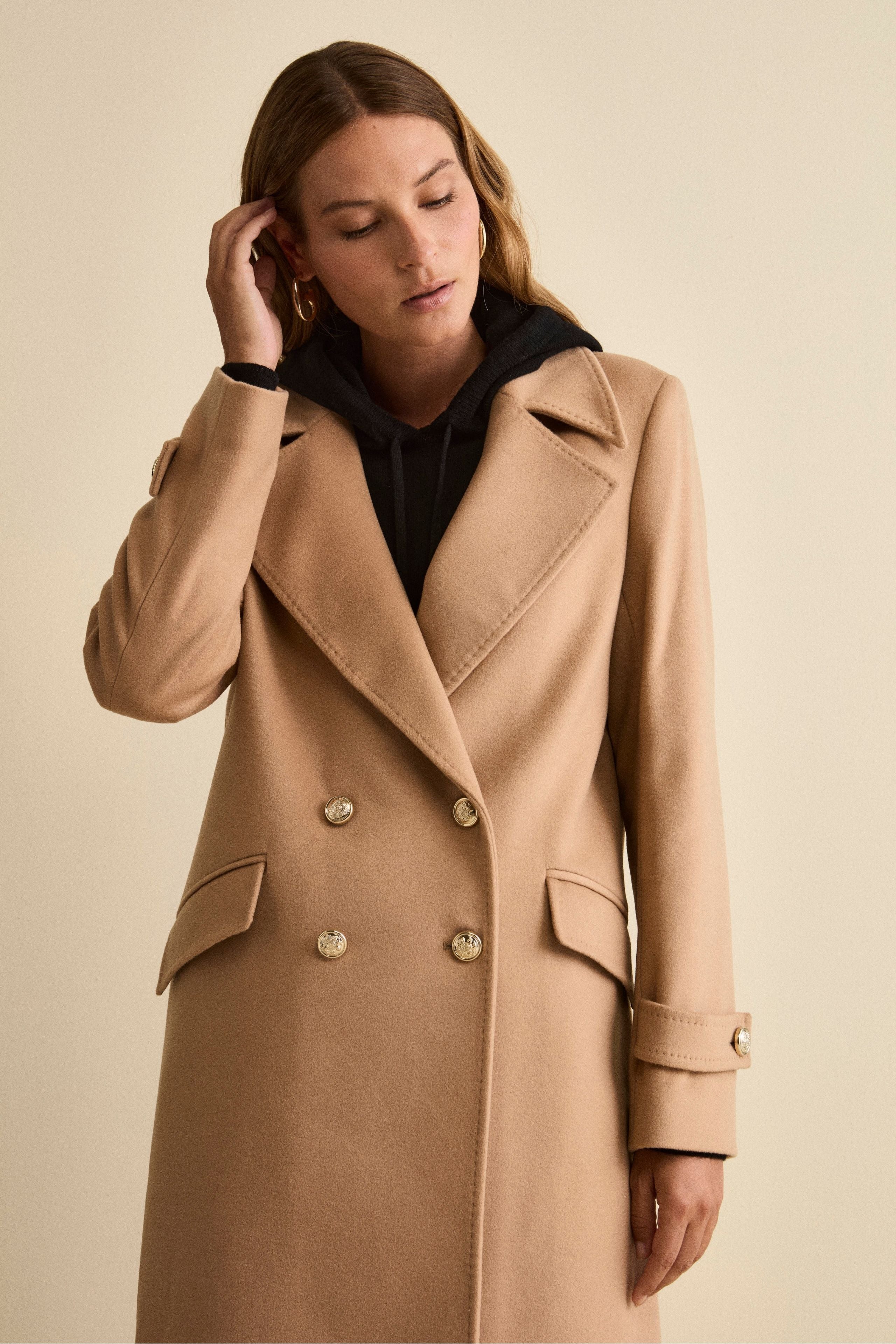 Long Double-Breasted Coat in Wool and Cashmere Blend - Camel