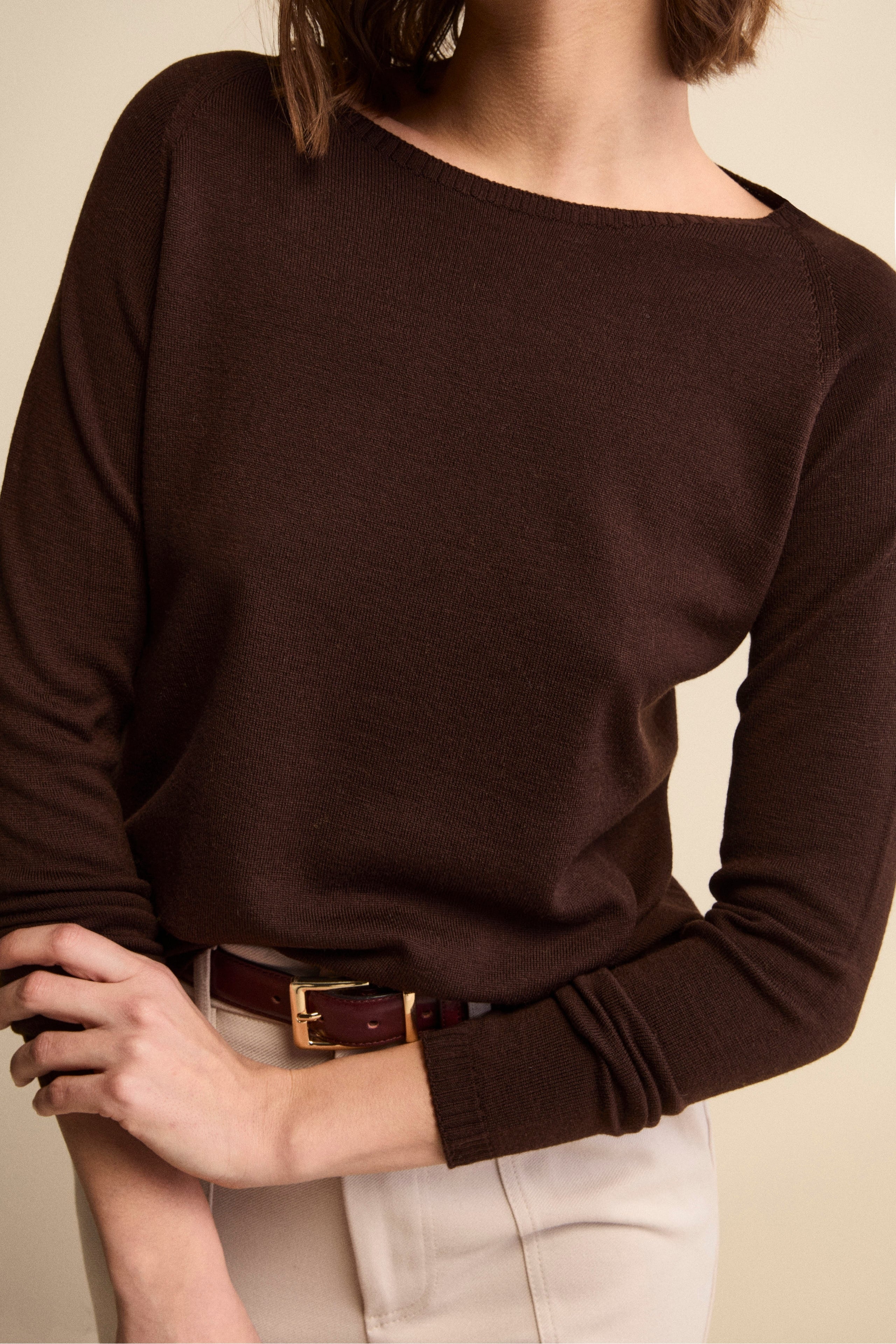 Merino Wool Crewneck with Ribbed Edges - Dark brown