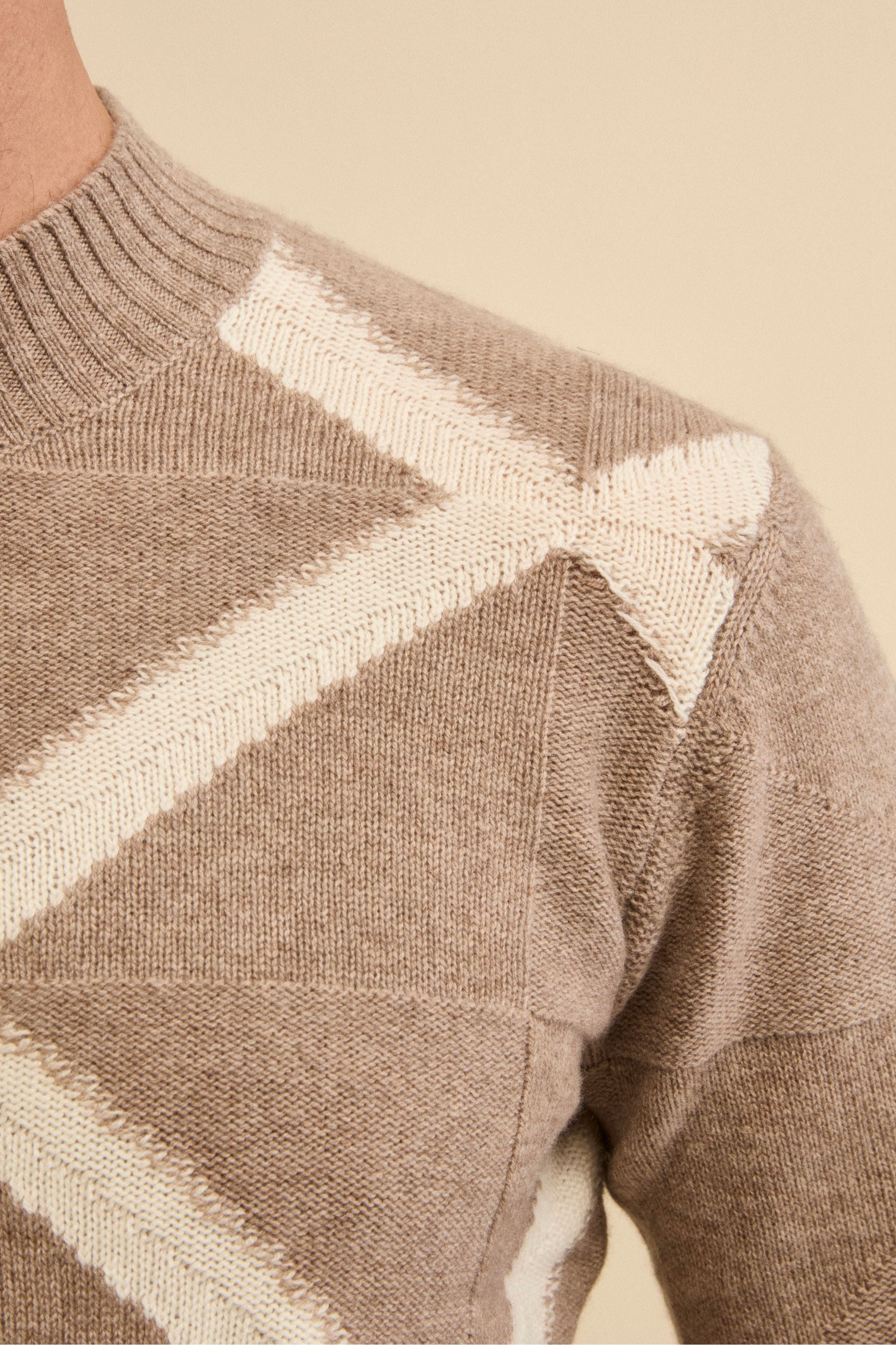Jacquard Mock Neck in Wool and Cashmere - Brown melange