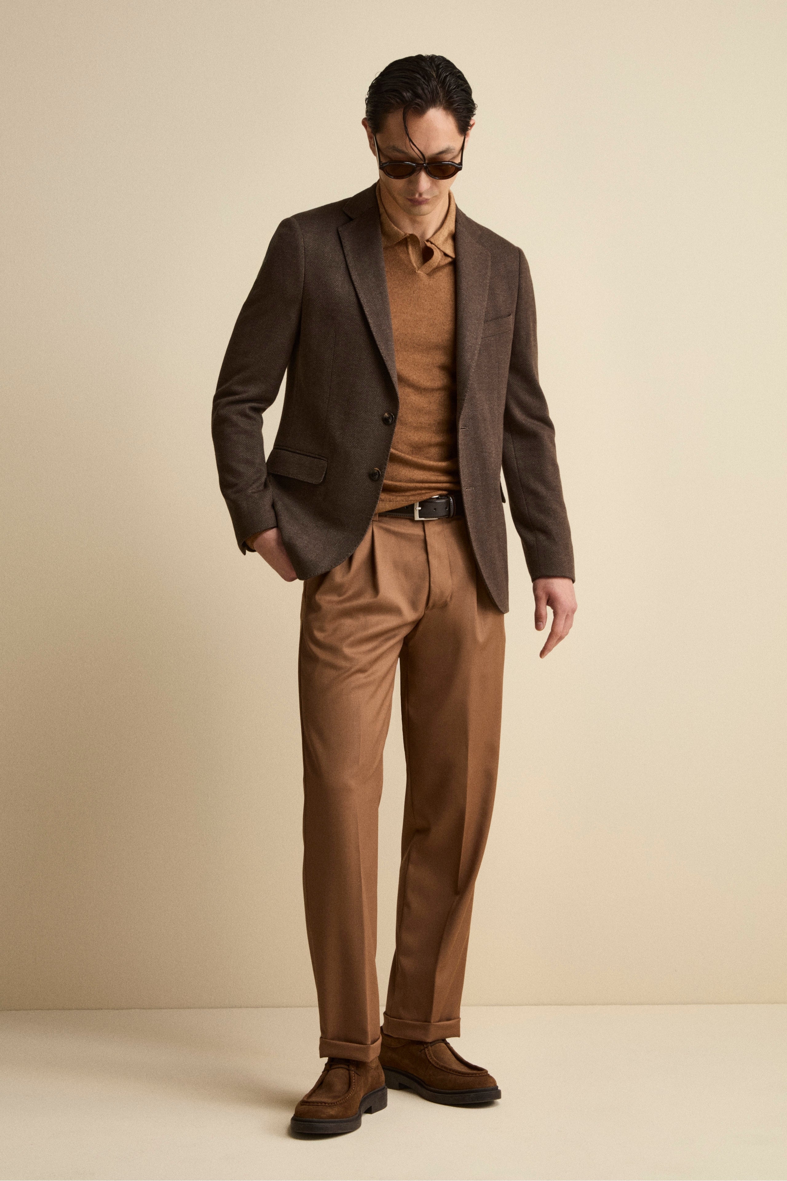 Single-Breasted Regular Fit Jacket with Notch Lapels - Dark brown