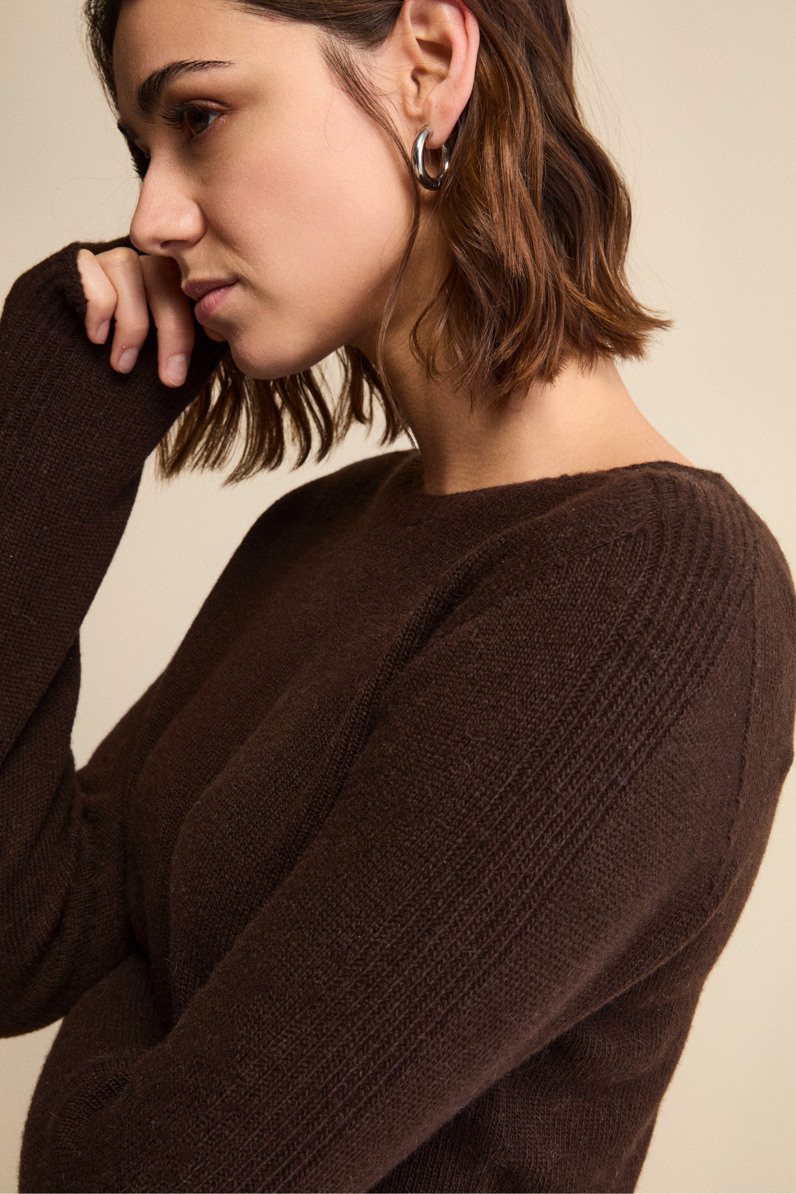 Merino Wool Crewneck with Textured Sleeves - Dark brown