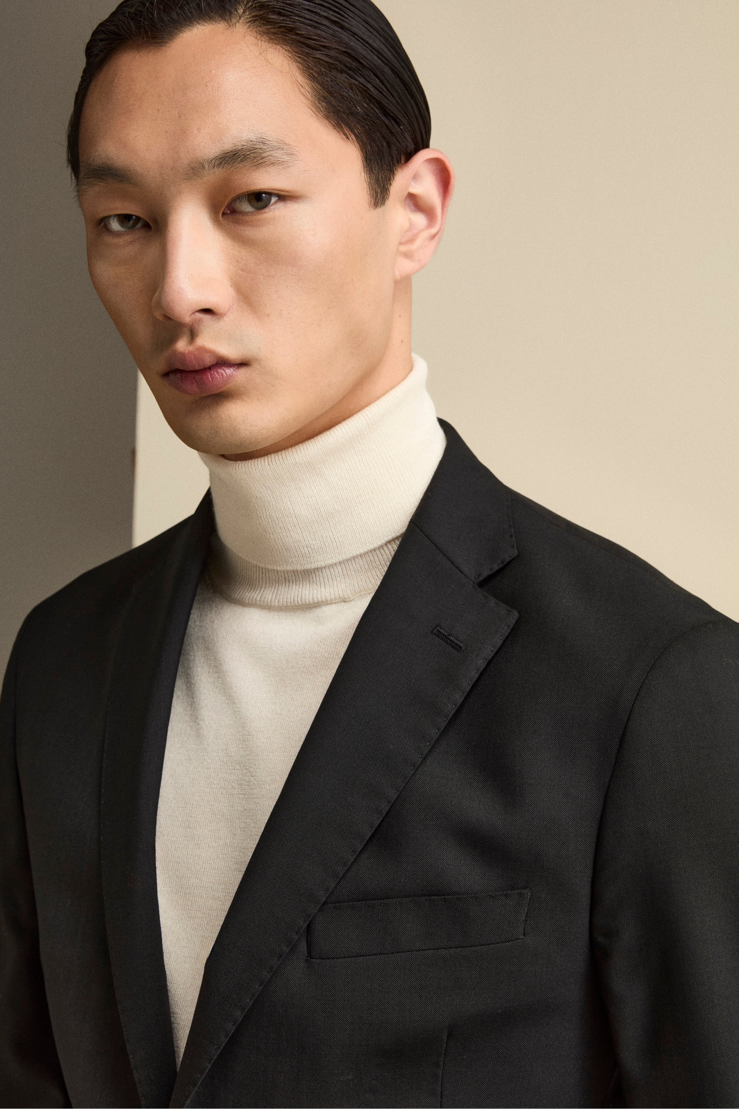 Elegant Single-Breasted Jacket with Notch Lapels Drop 8L - BLACK