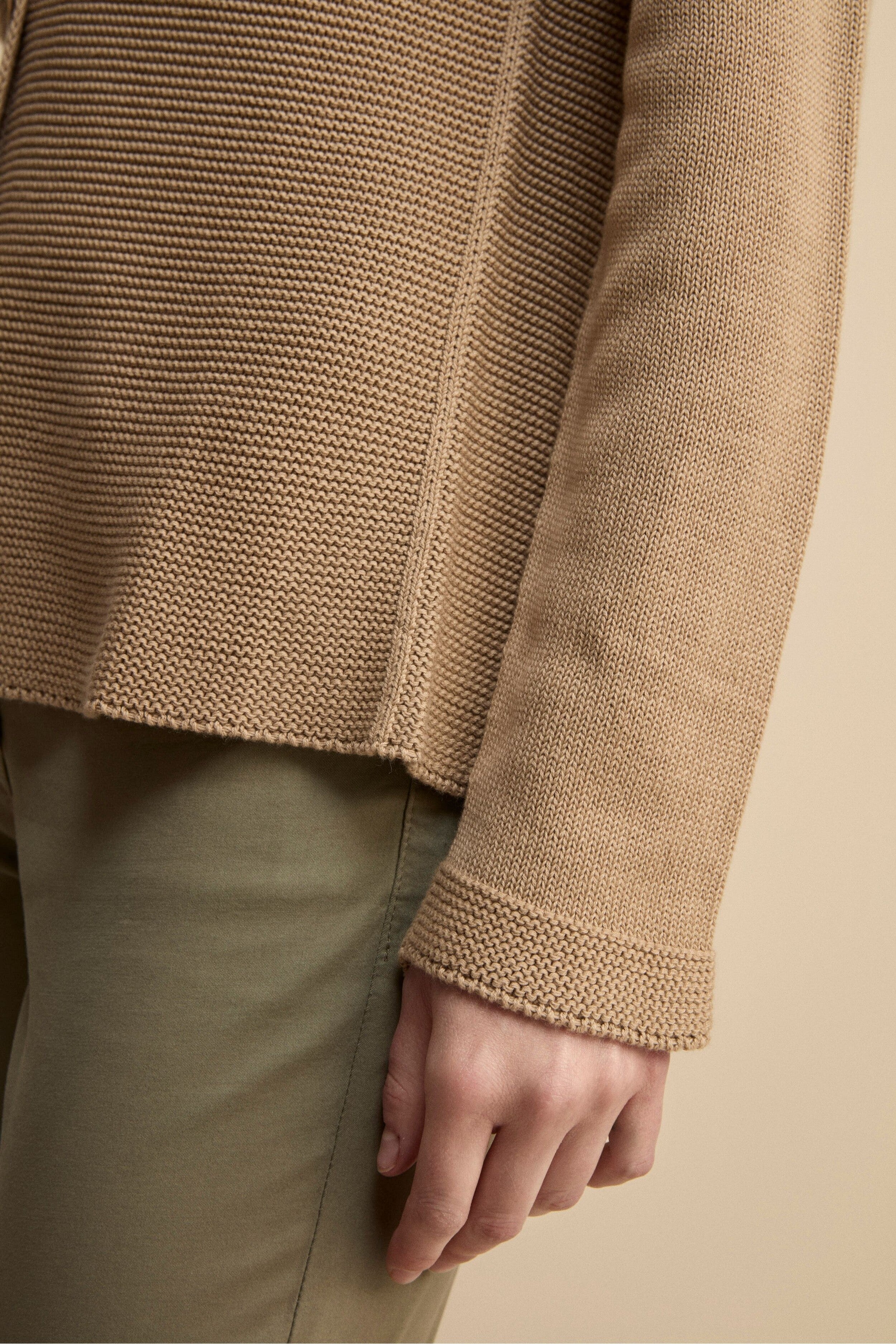 Cardigan Links Scollo a V in Cotone - BEIGE