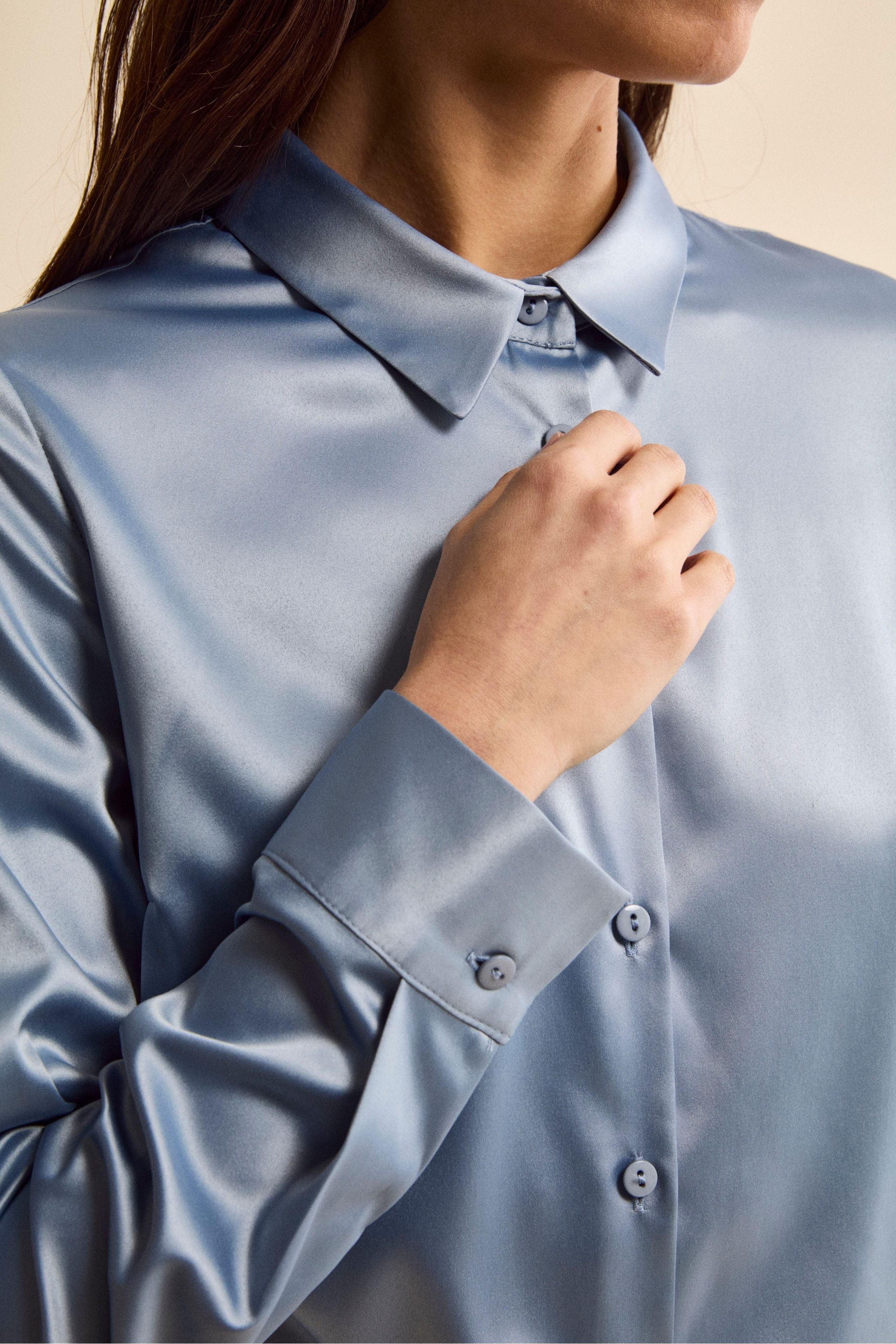 Chemisier Fluide en Satin avec Boutons - Gris poussière