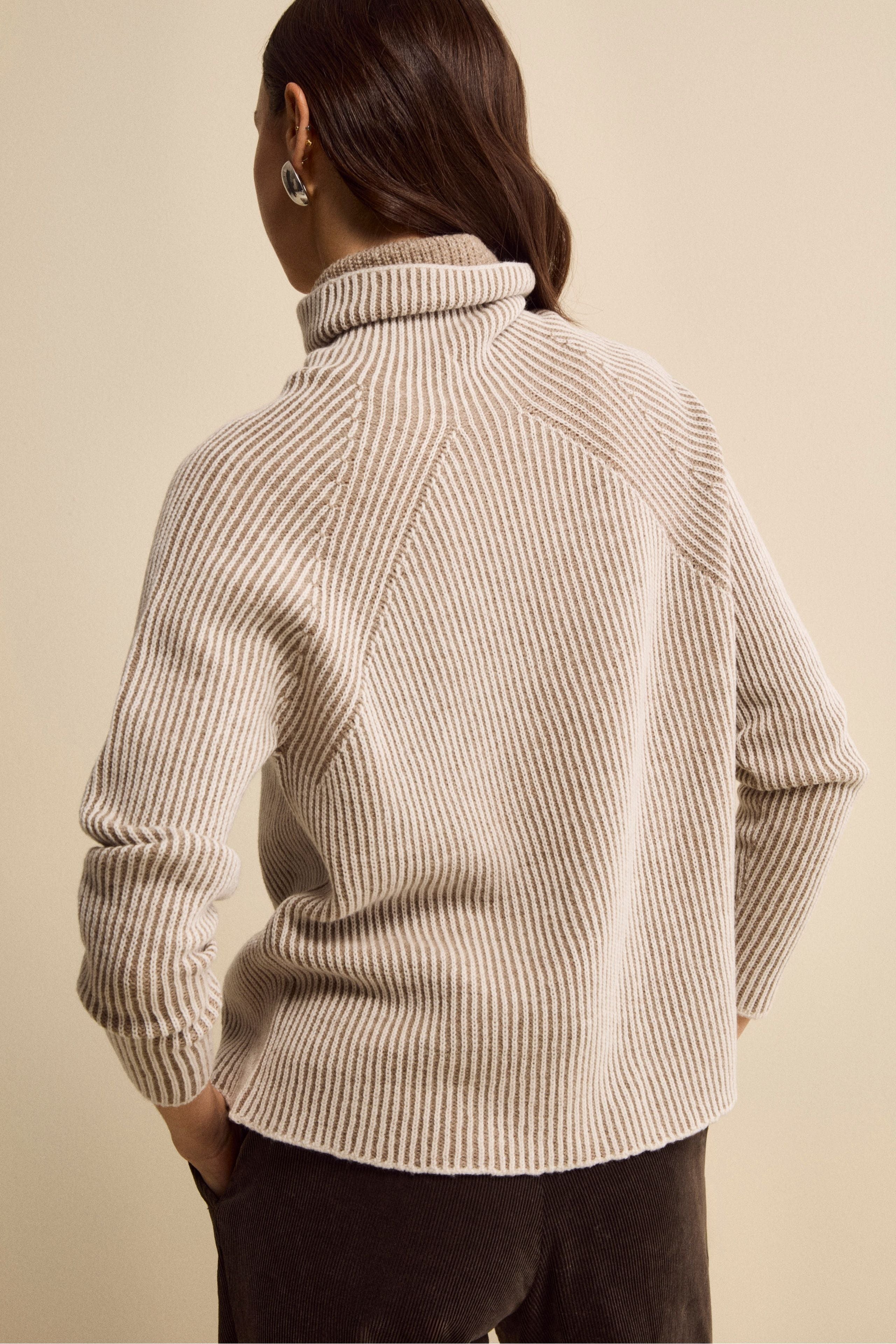 Raglan Ribbed Turtleneck in Merino Wool (English Rib) - Beige pattern