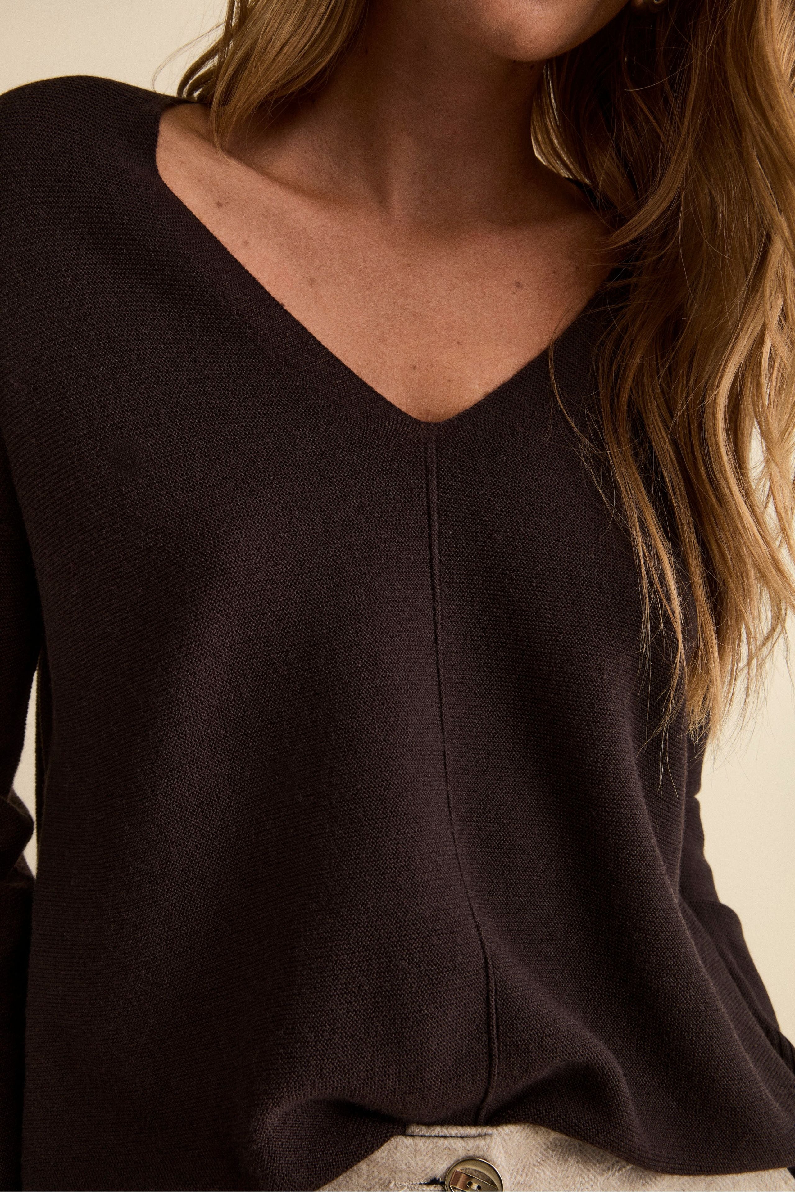 Oversized Merino Wool V-Neck Sweater - Dark brown