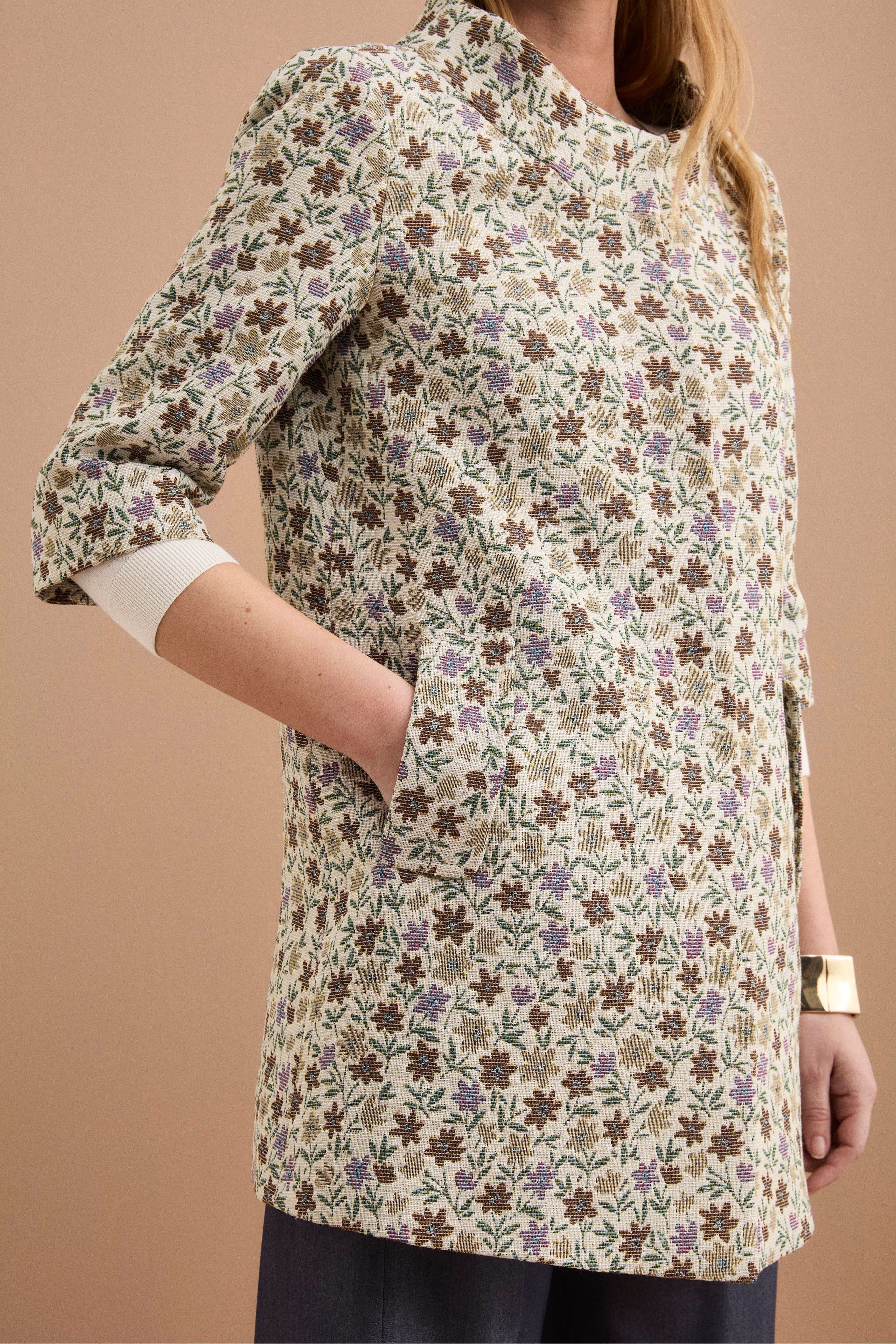 Leichter Gefütterter Mantel im Jacquardmuster - Dunkelbraunes Muster