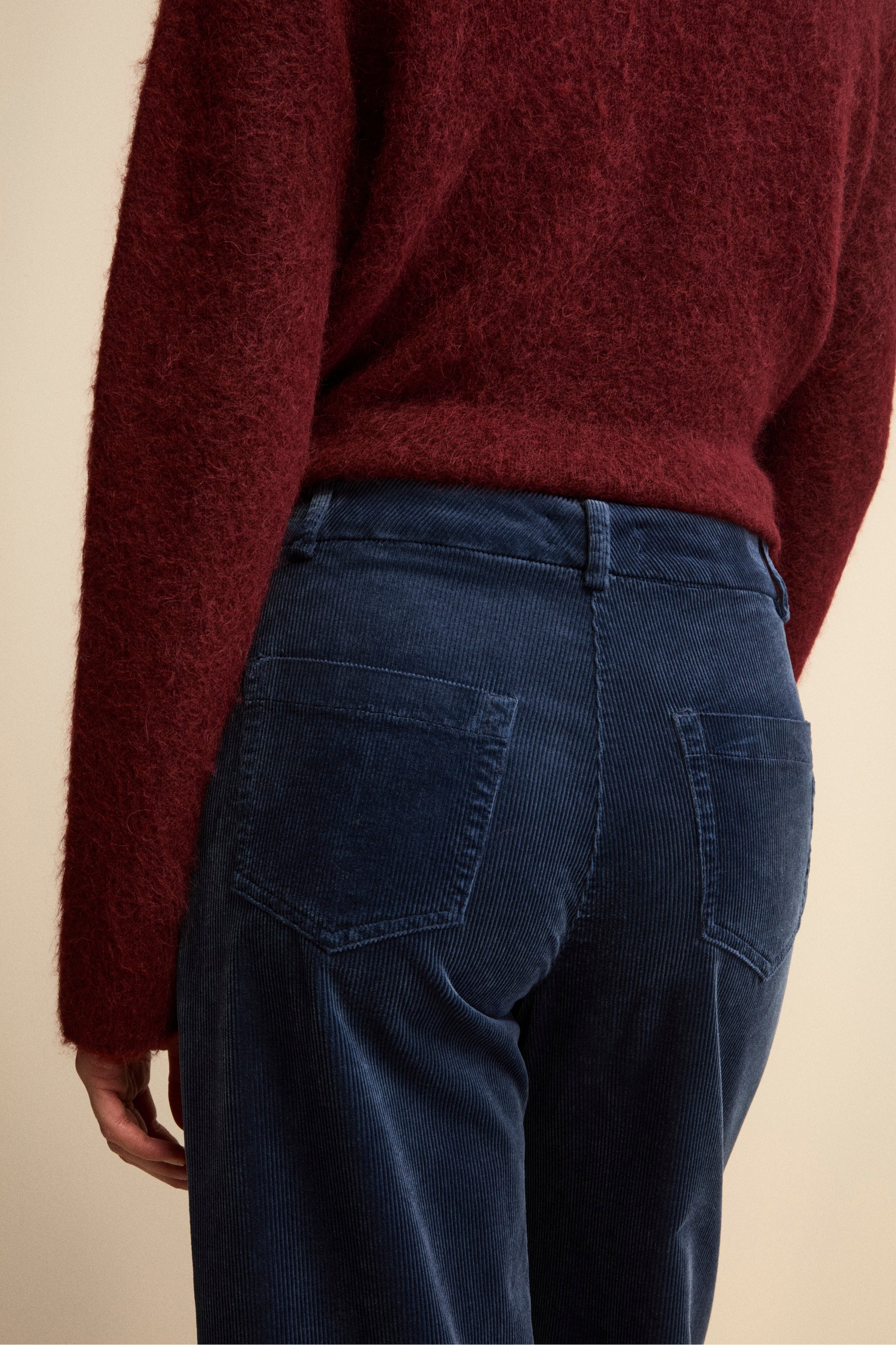 Cordhose mit weiter Beinlinie - Arktisblau