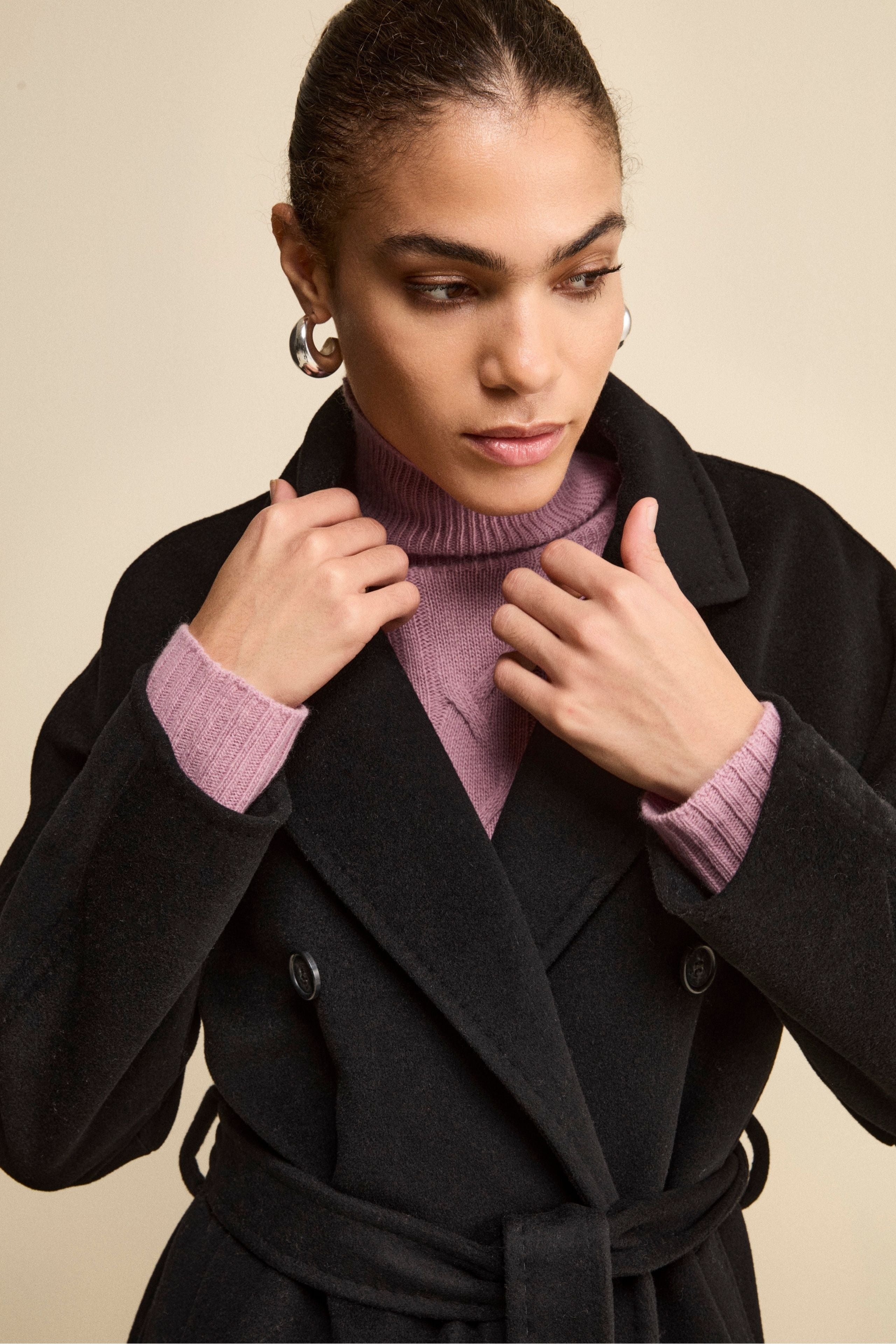 Double-Breasted Coat with Notch Lapels in Wool and Cashmere - BLACK