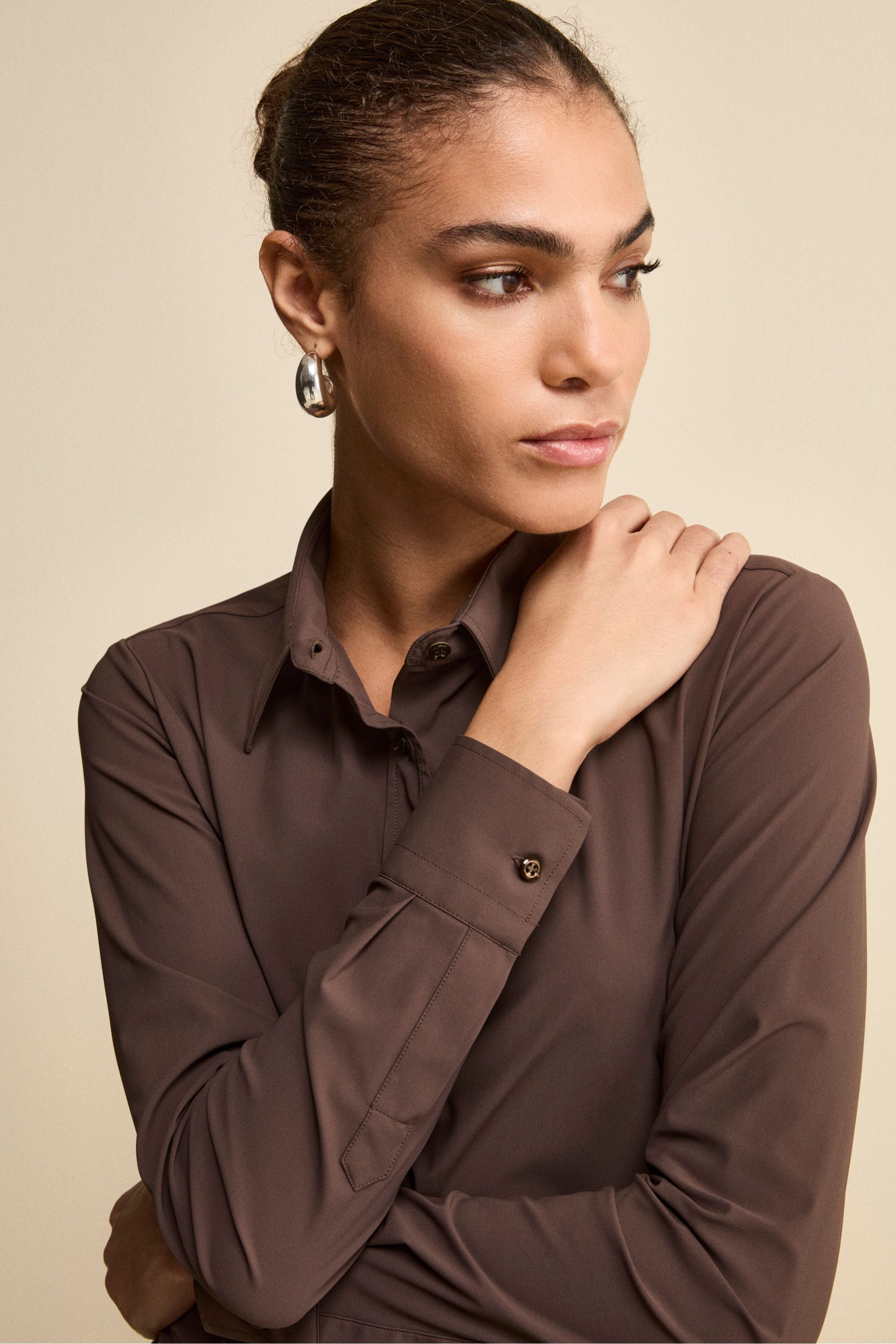 Chemise Coupe Regular en Tissu Technique - marron