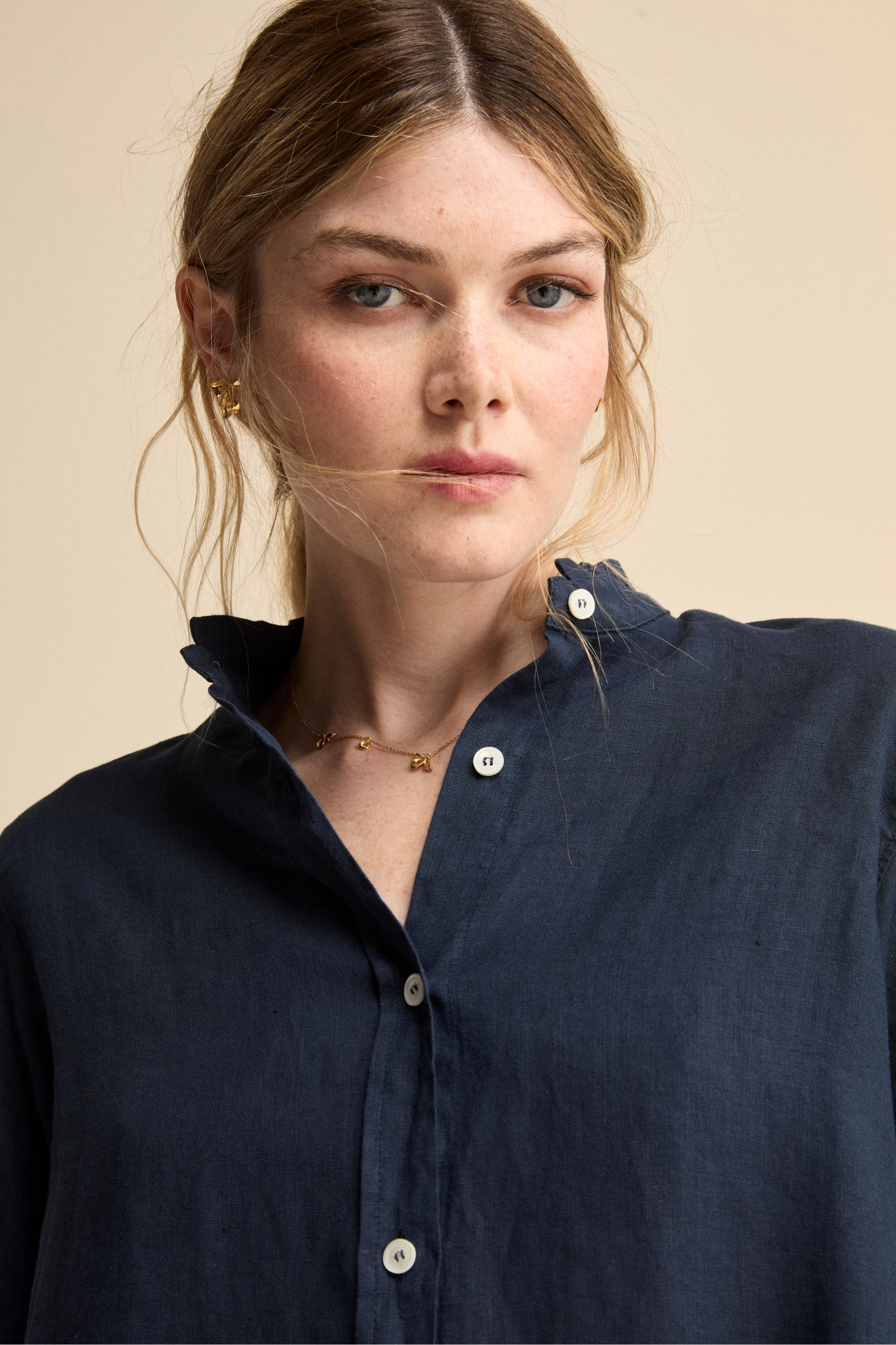 Camicia Over Coreana in Lino - BLU