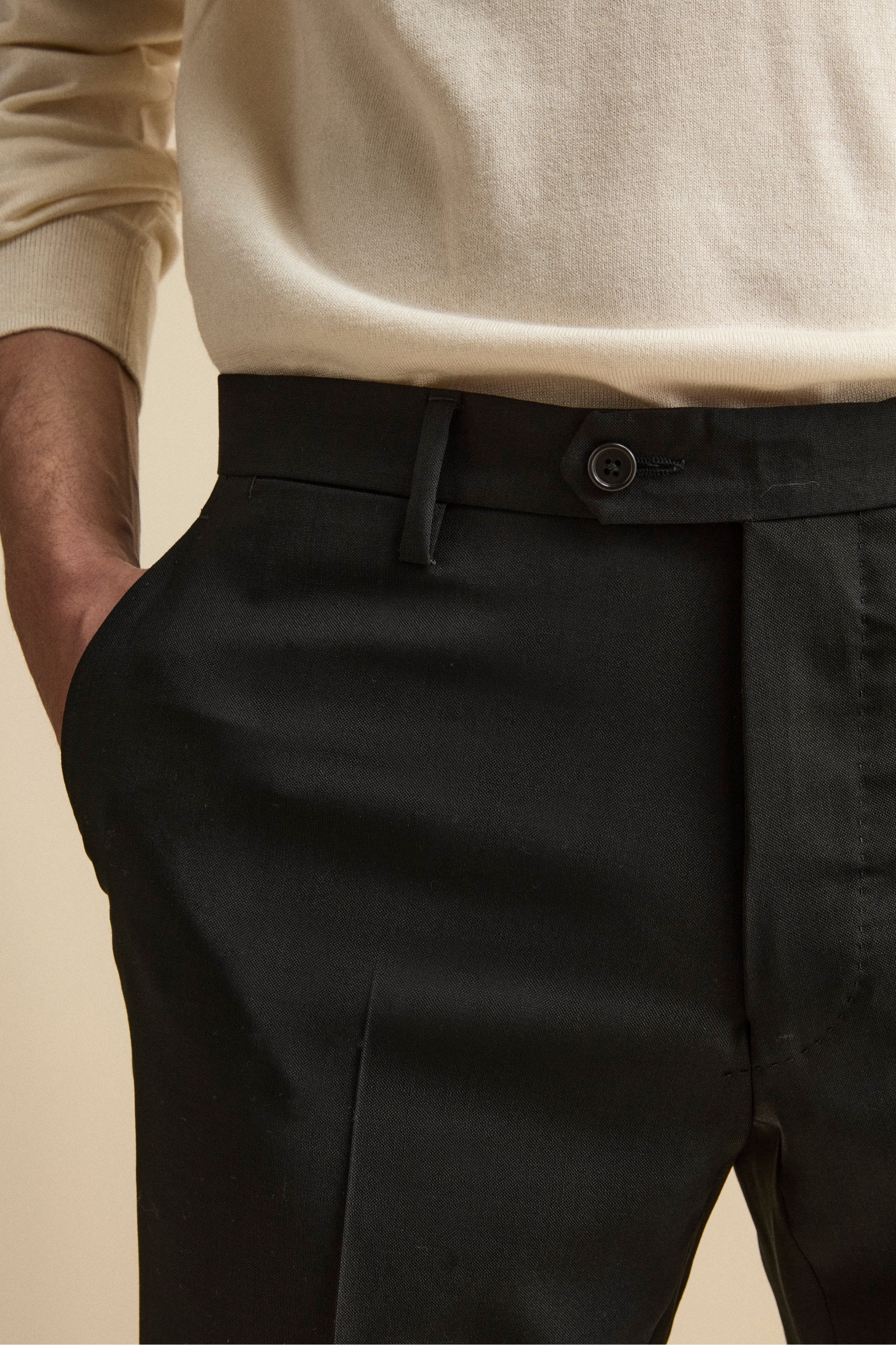 Elegant Regular-Fit Wool Trousers Drop 6 - BLACK