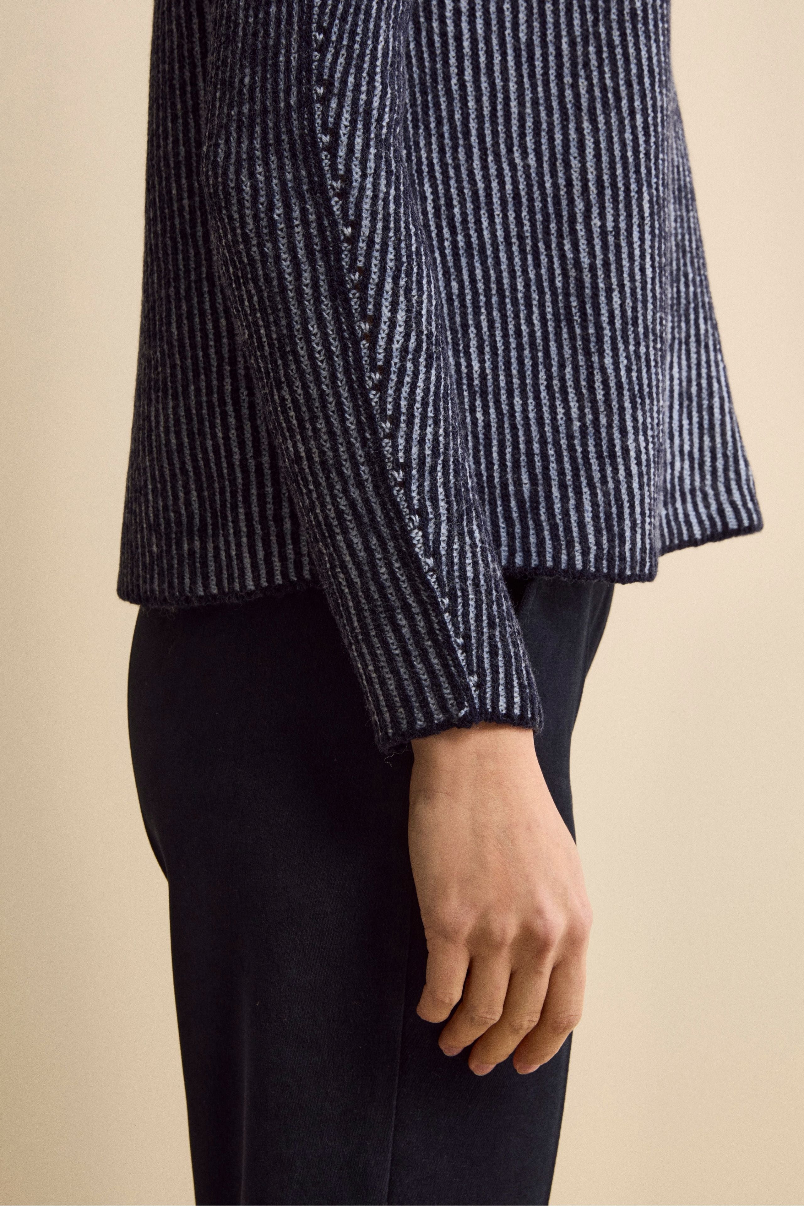 Patterned Merino Wool Sweater (English Rib) - Blue pattern