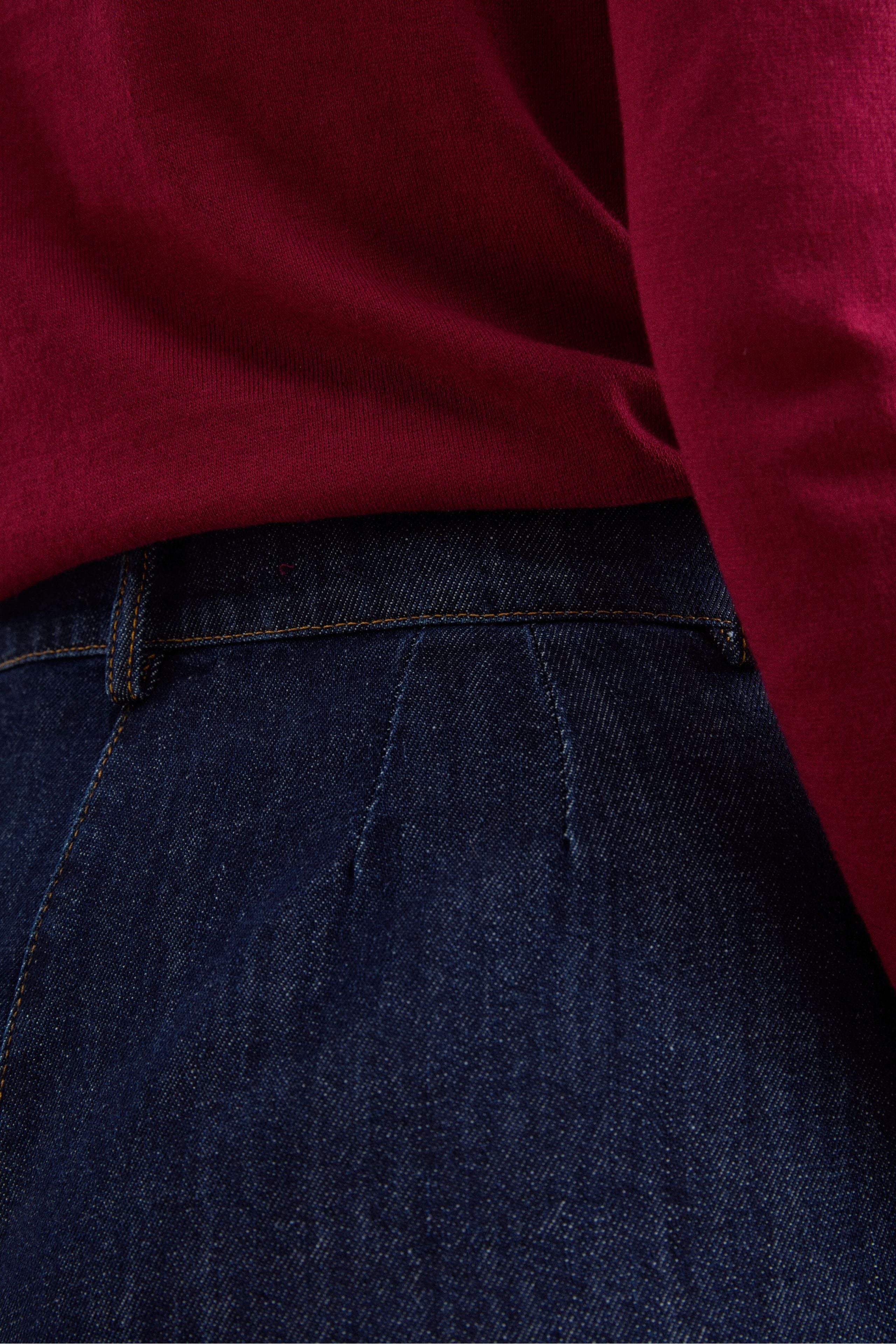 Pantalone in Denim a Gamba Larga con Pinces - DENIM