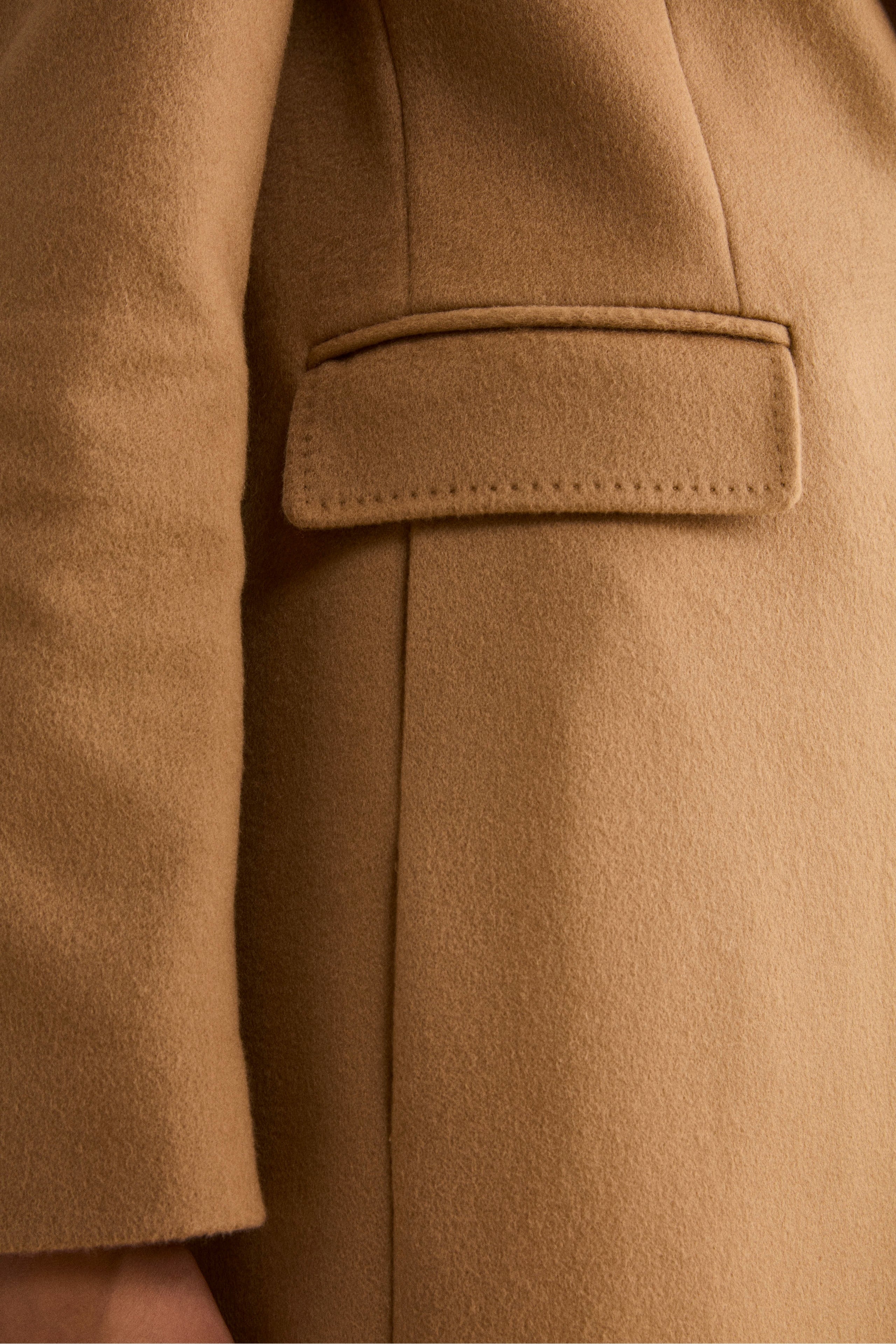 Long Single-Breasted Coat in Virgin Wool - Camel