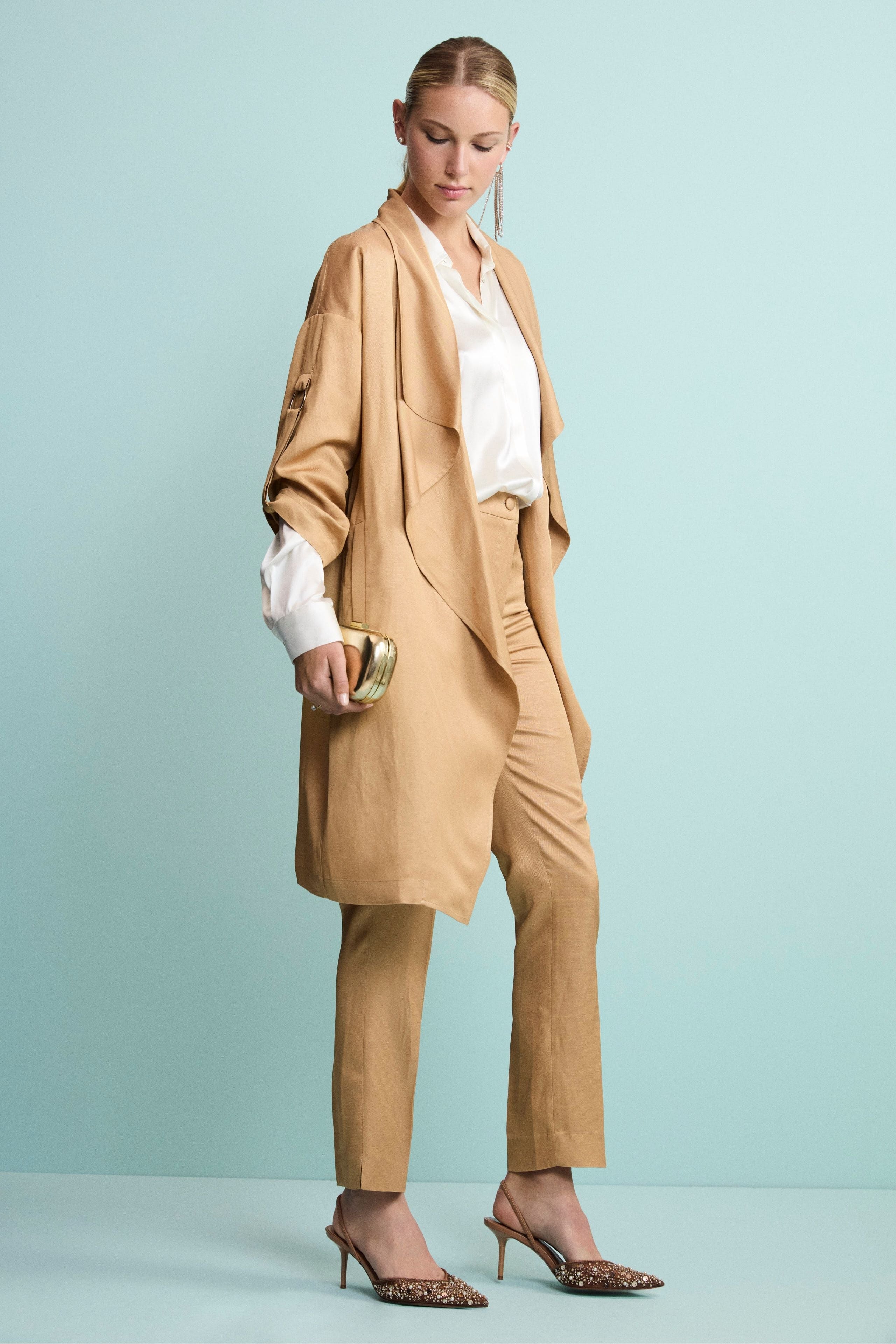 Elegant Duster Coat in Blended Linen - Gold