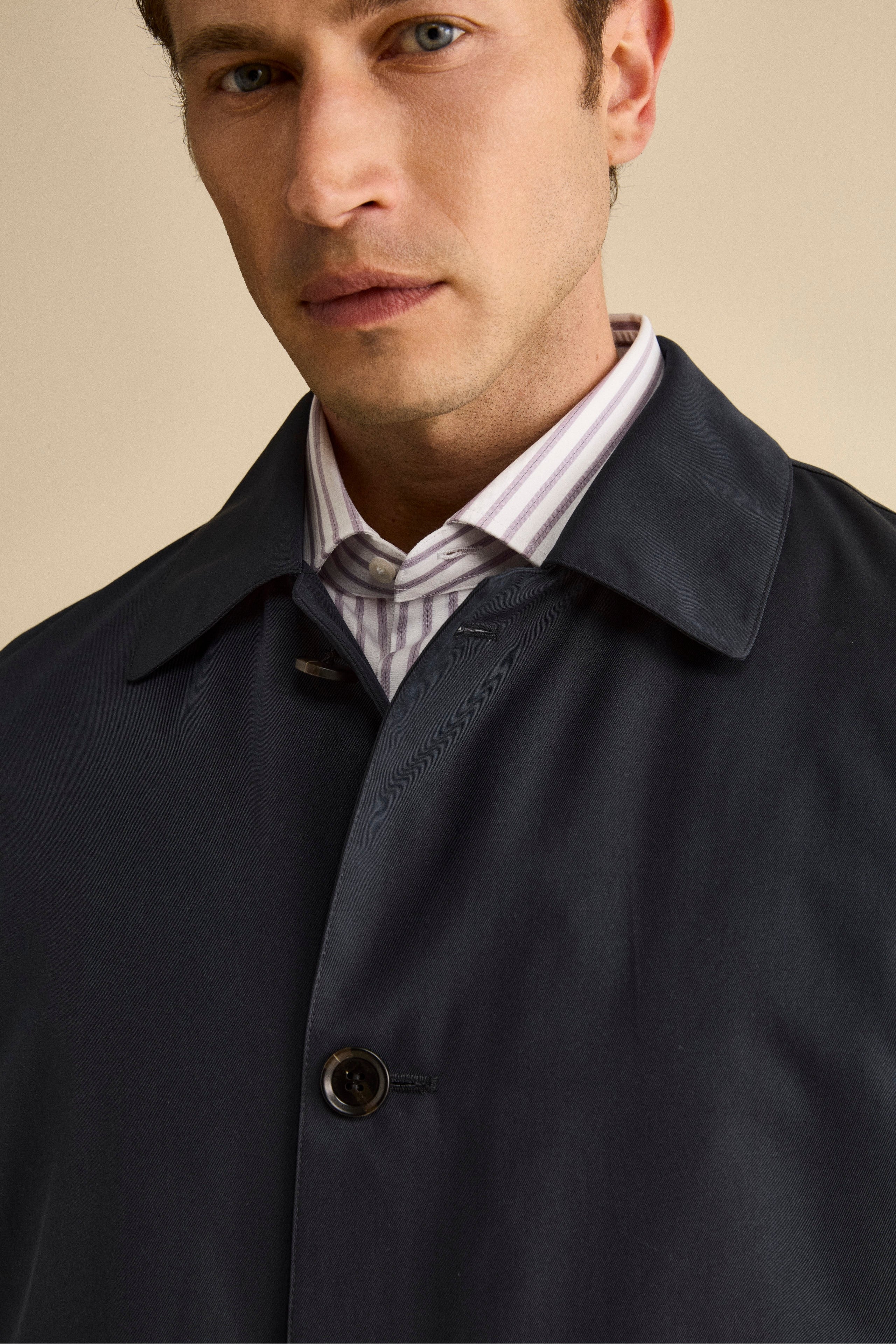 Mittellanger Winter-Regenmantel mit Steppfutter - BLAU