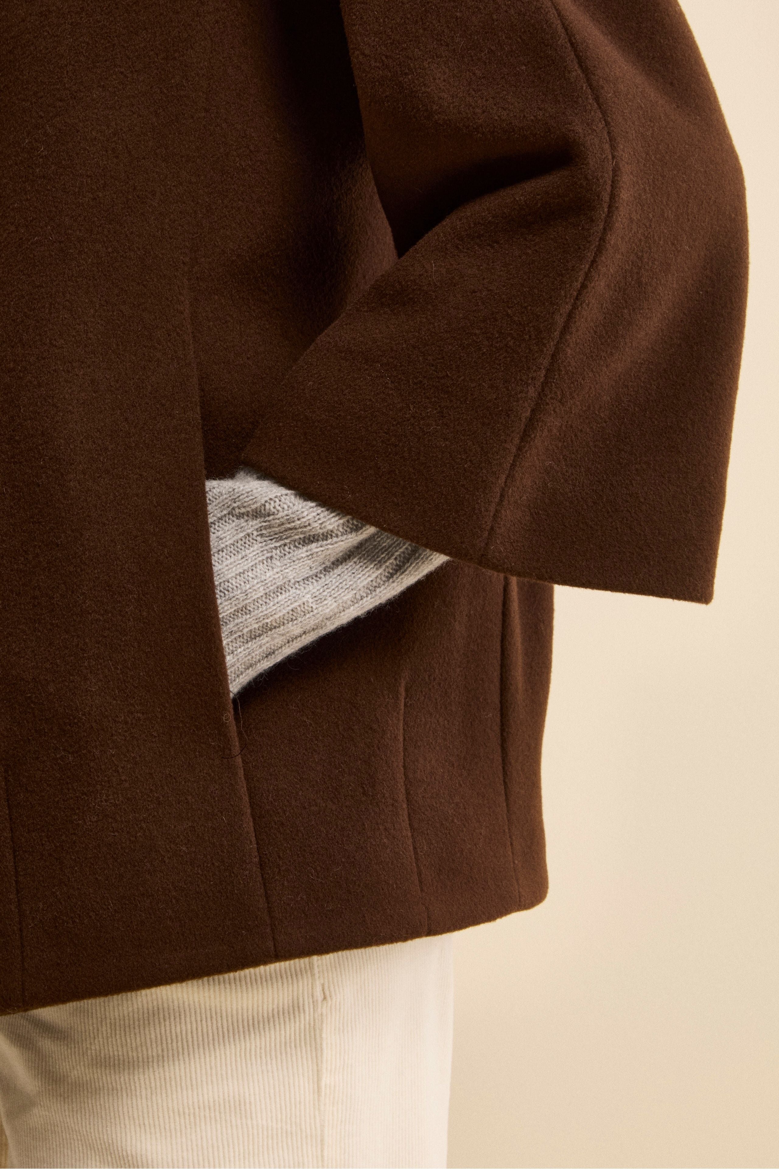 Wool and Cashmere Cape with Hood and Lining - brown