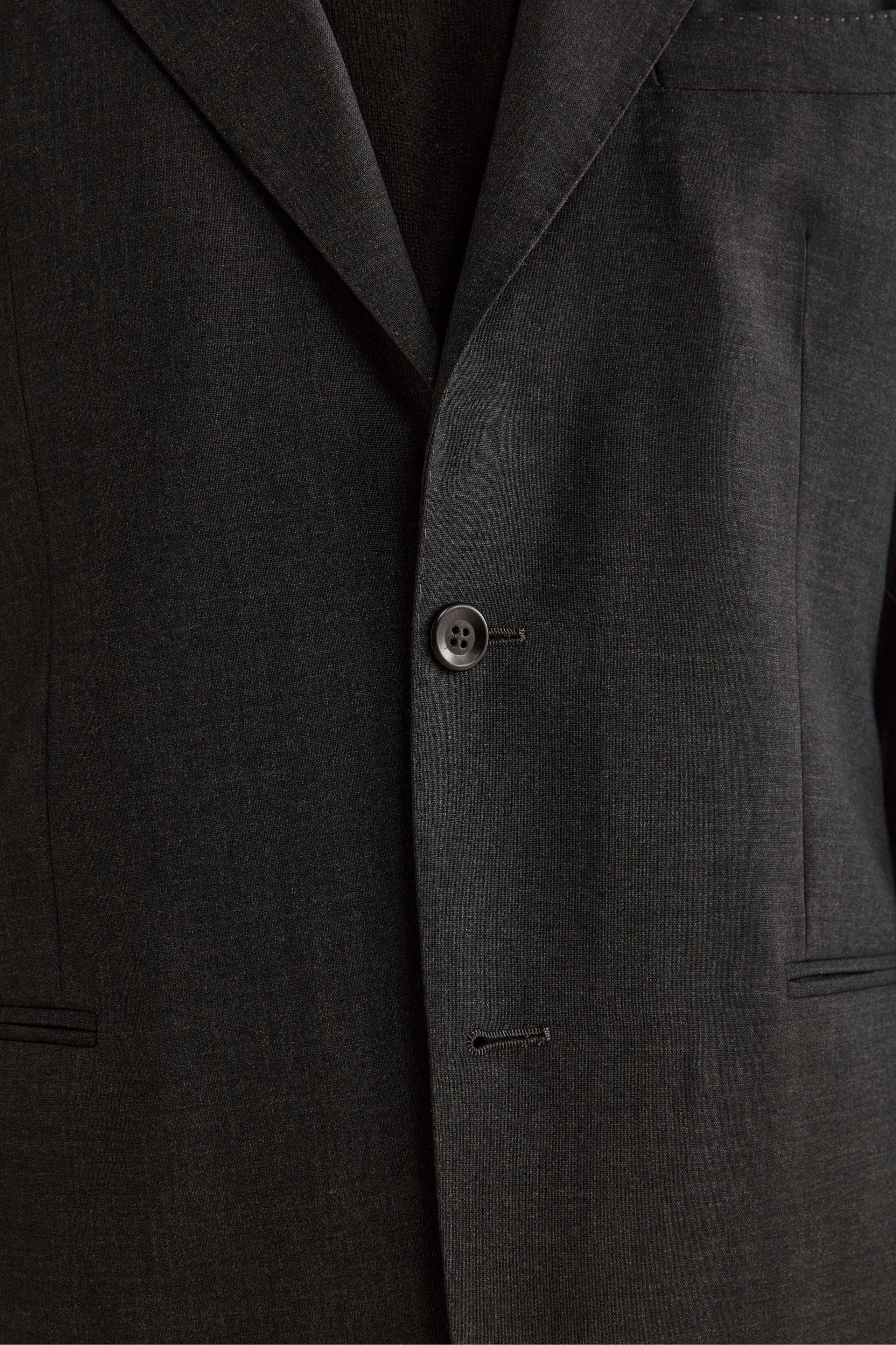 Virgin Wool Slim Fit Single-Breasted Suit with Peak Lapel - Charcoal grey