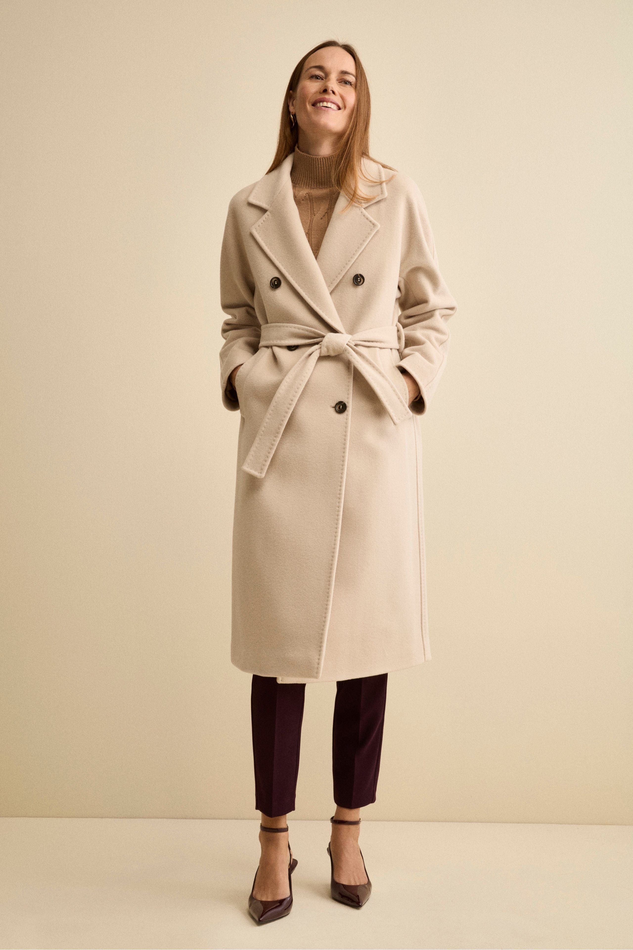 Double-Breasted Coat with Notch Lapels in Wool and Cashmere - Chalk white