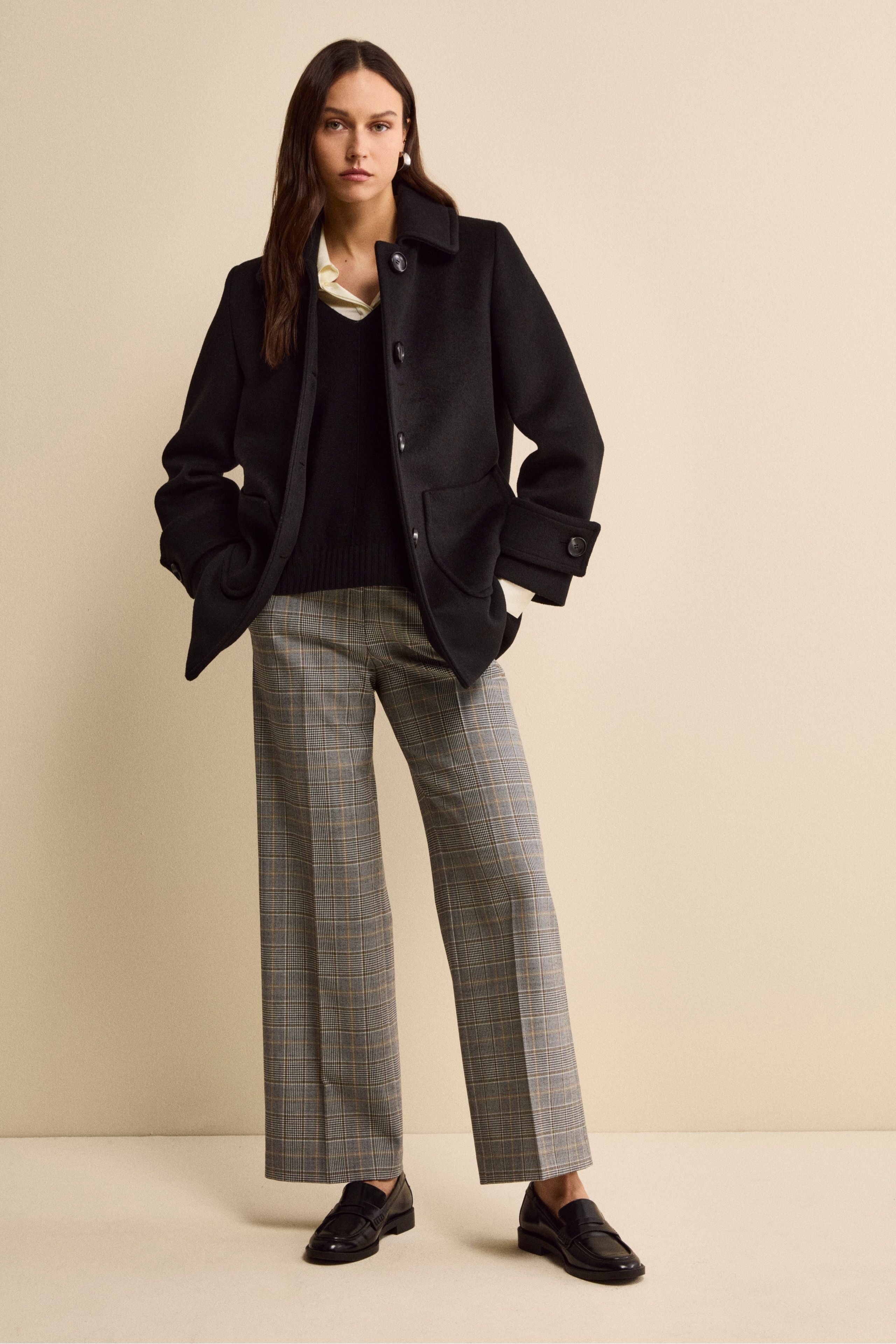 Short Lined Coat in Wool Blend - BLACK